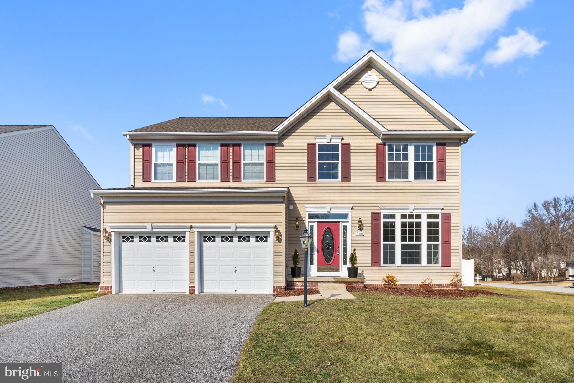 EAST VALLEY OAKS - Residential