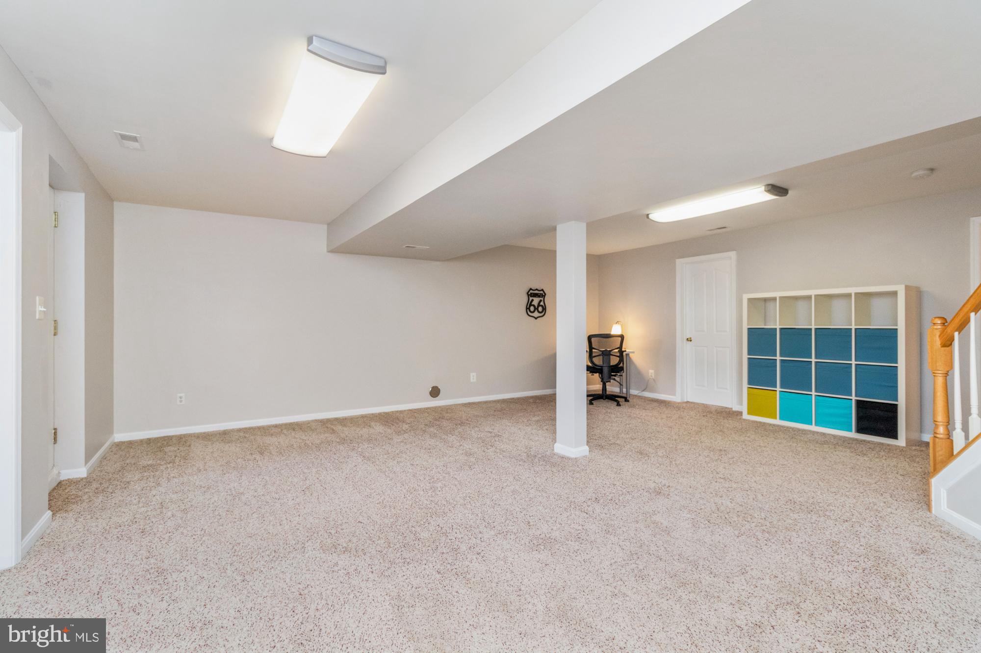 EAST VALLEY OAKS - Residential