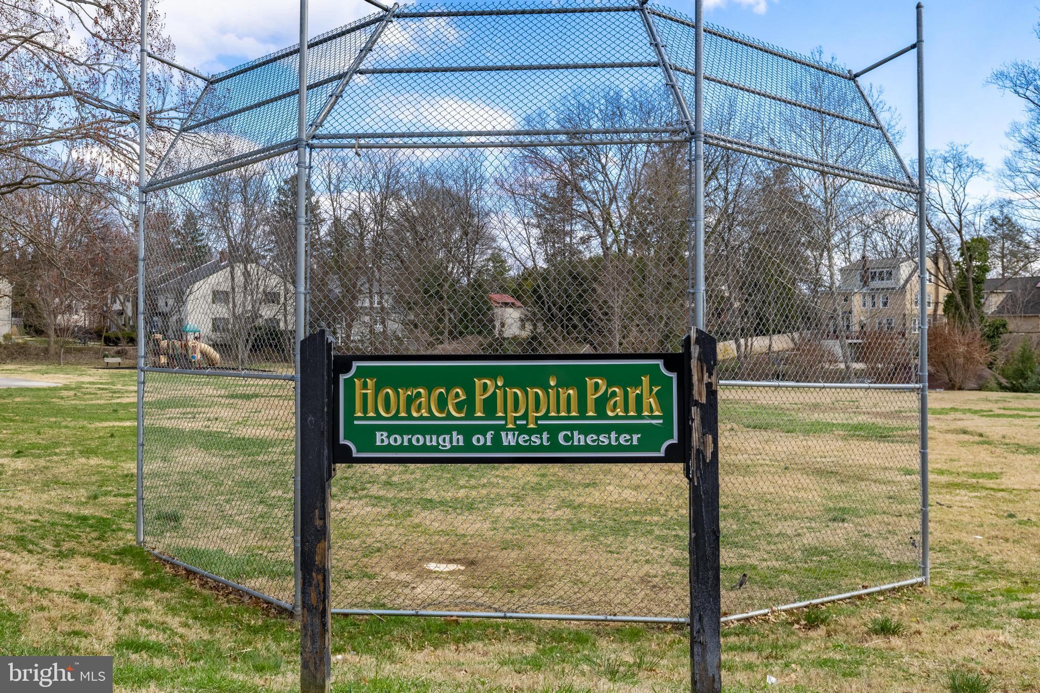 COLONIAL MEWS - Residential