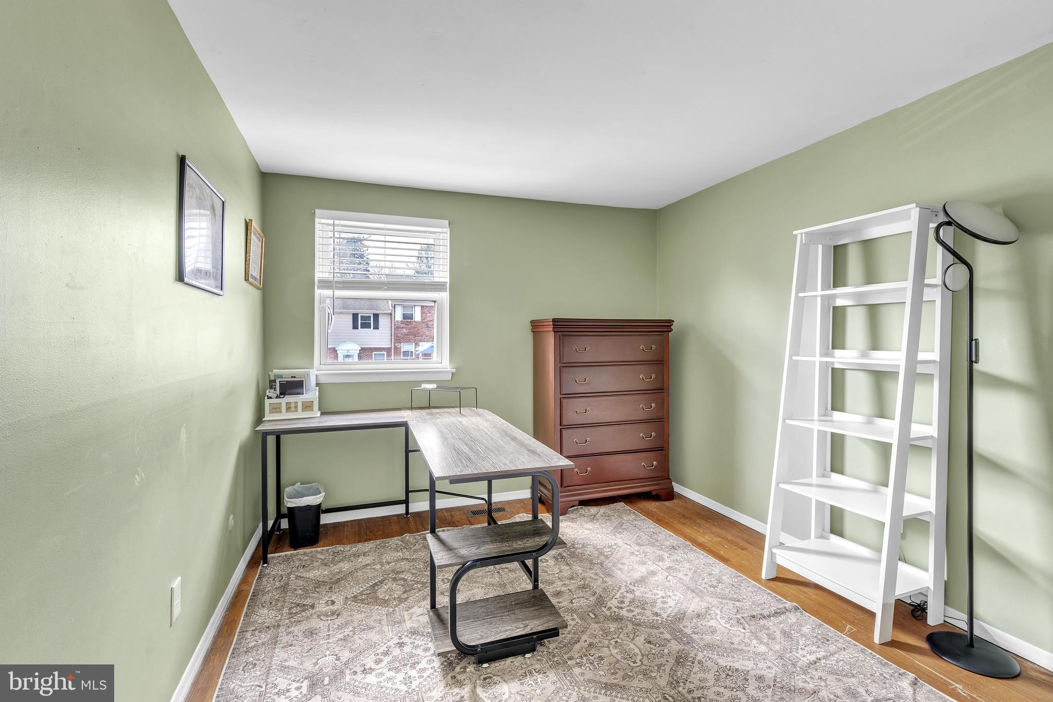 COLONIAL MEWS - Residential