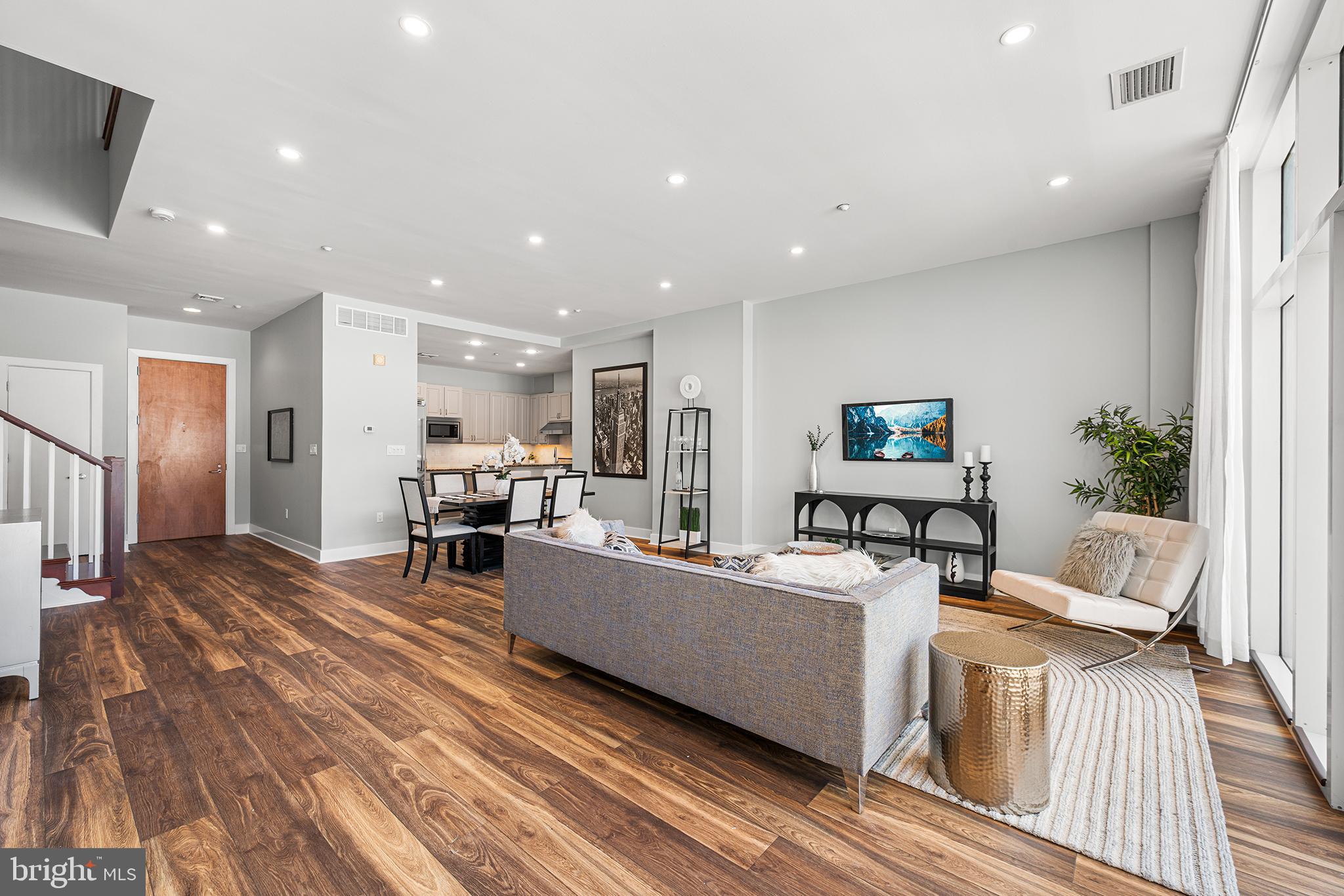 RITTENHOUSE SQUARE - Residential