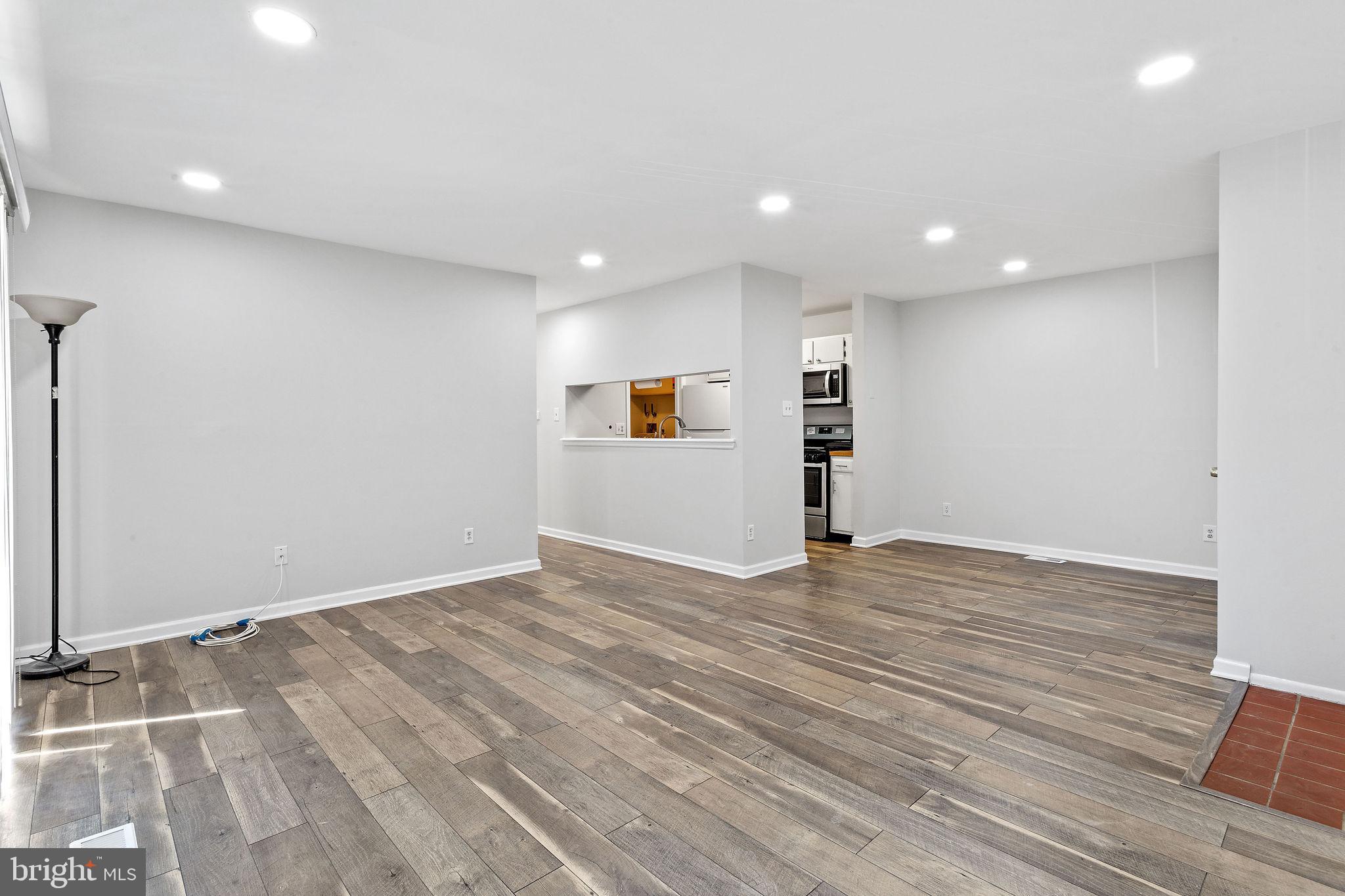1505 WOODHOLLOW DRIVE