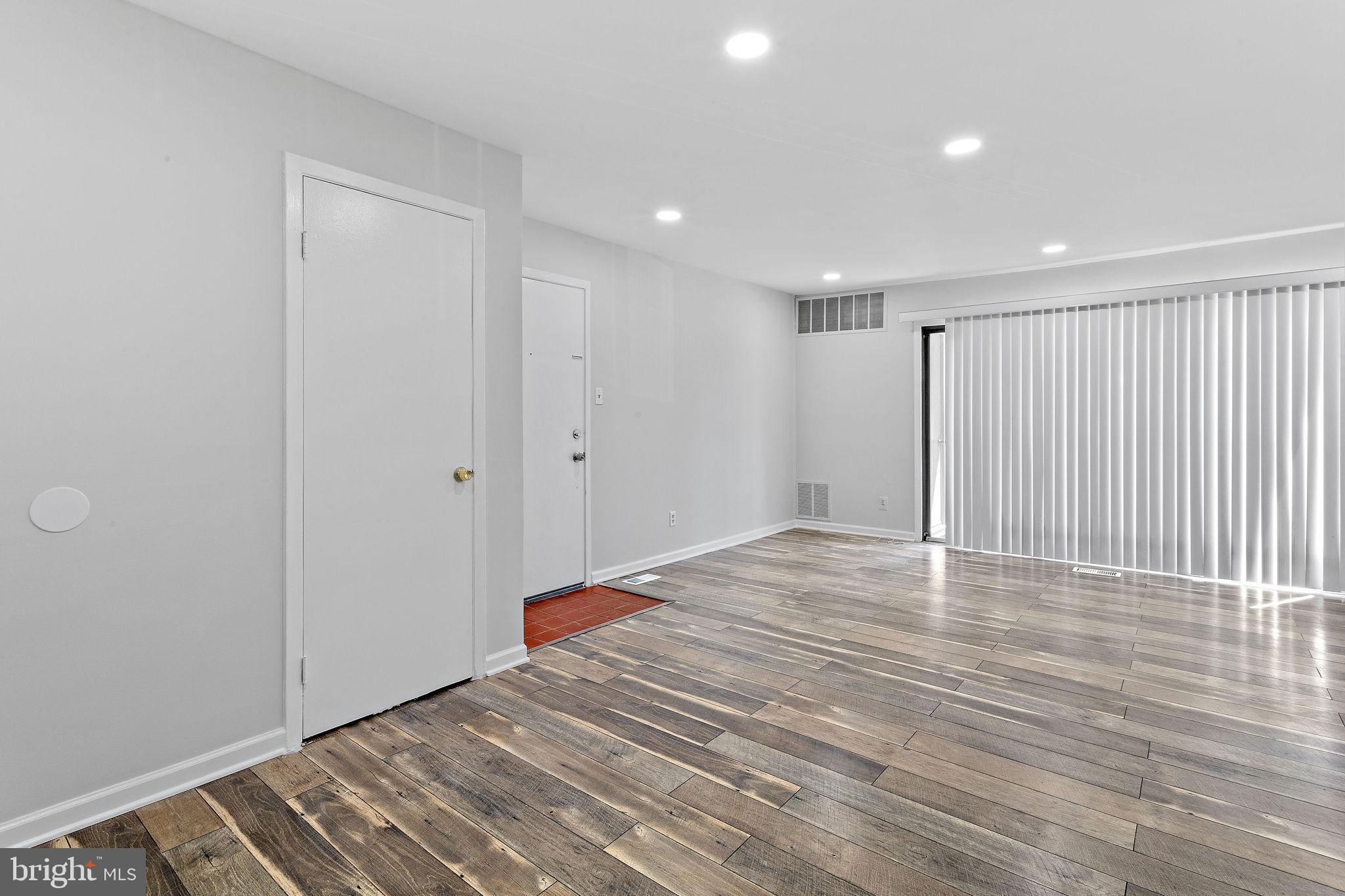 1505 WOODHOLLOW DRIVE