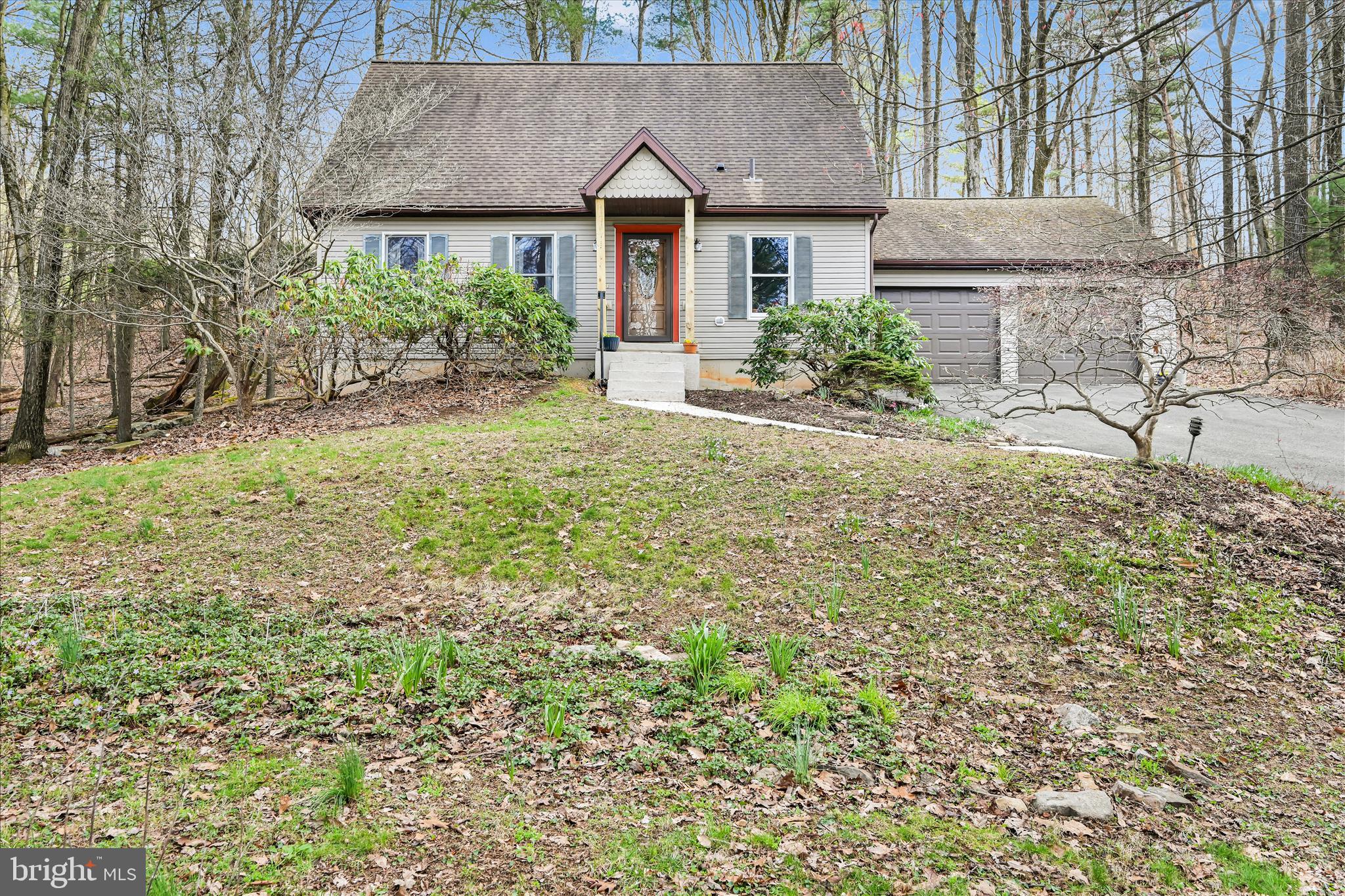 LAKE WYNONAH - Residential