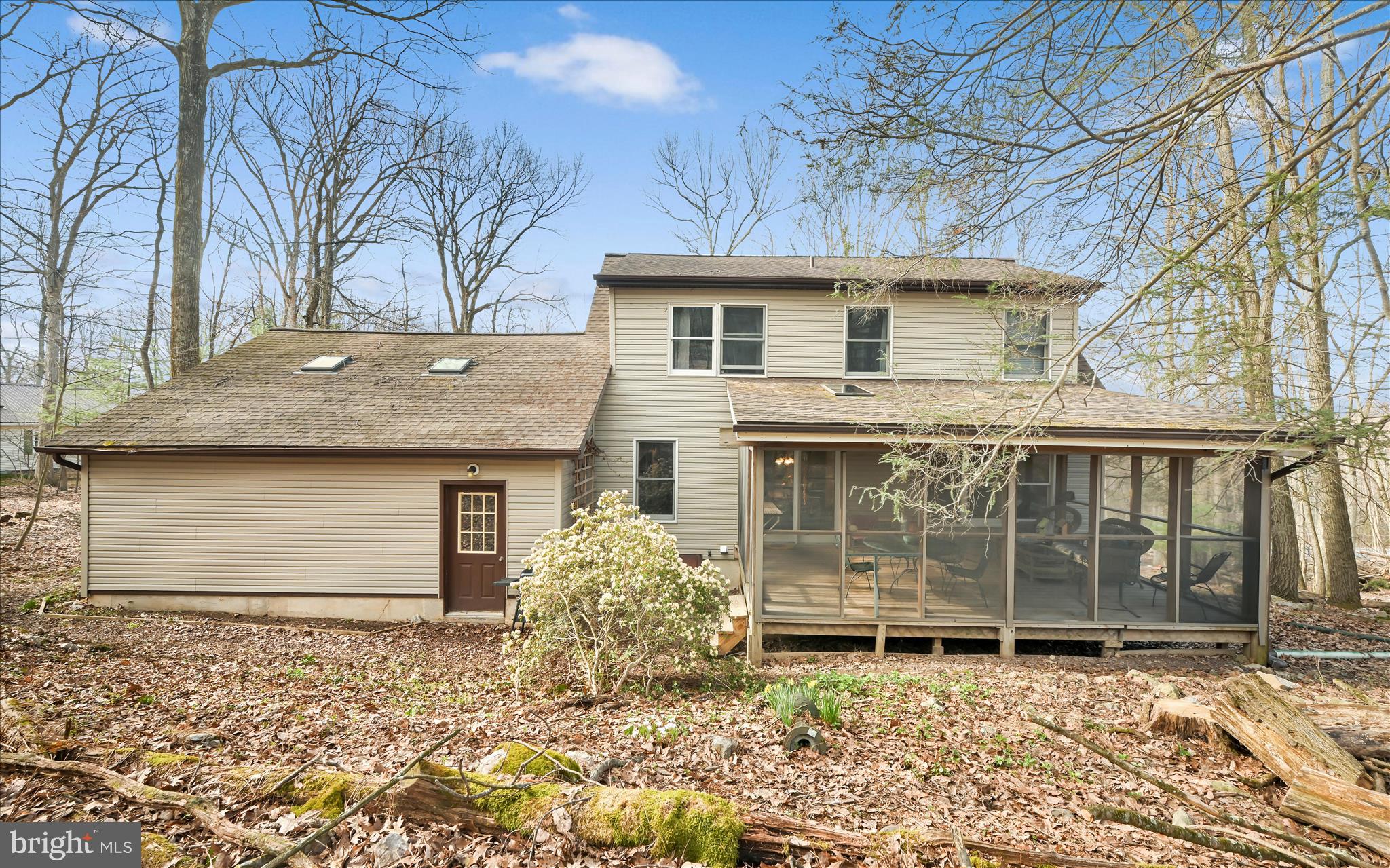 LAKE WYNONAH - Residential