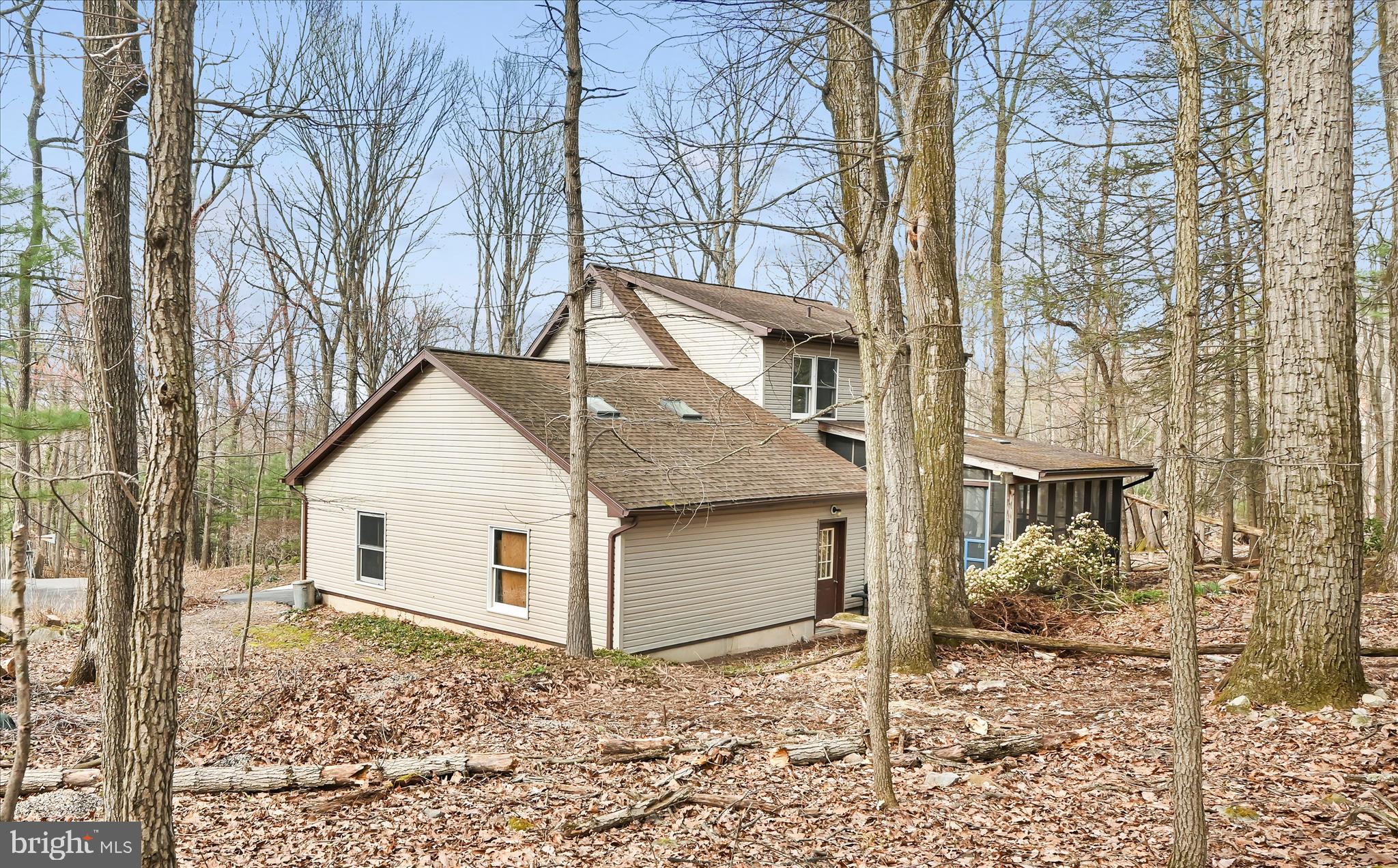 LAKE WYNONAH - Residential