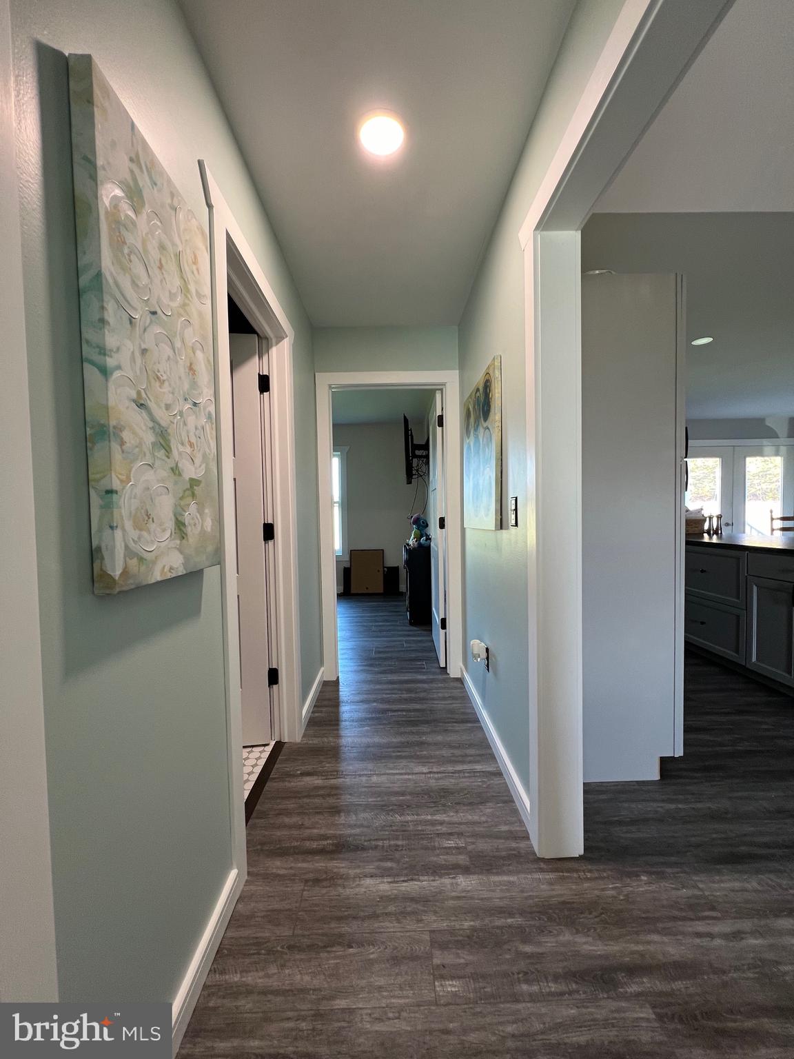 CREEKSIDE MANOR - Residential