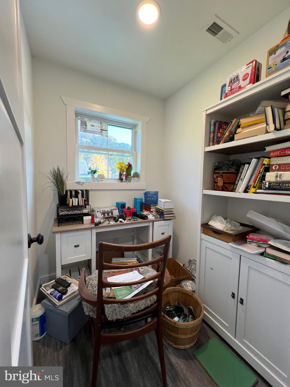 CREEKSIDE MANOR - Residential