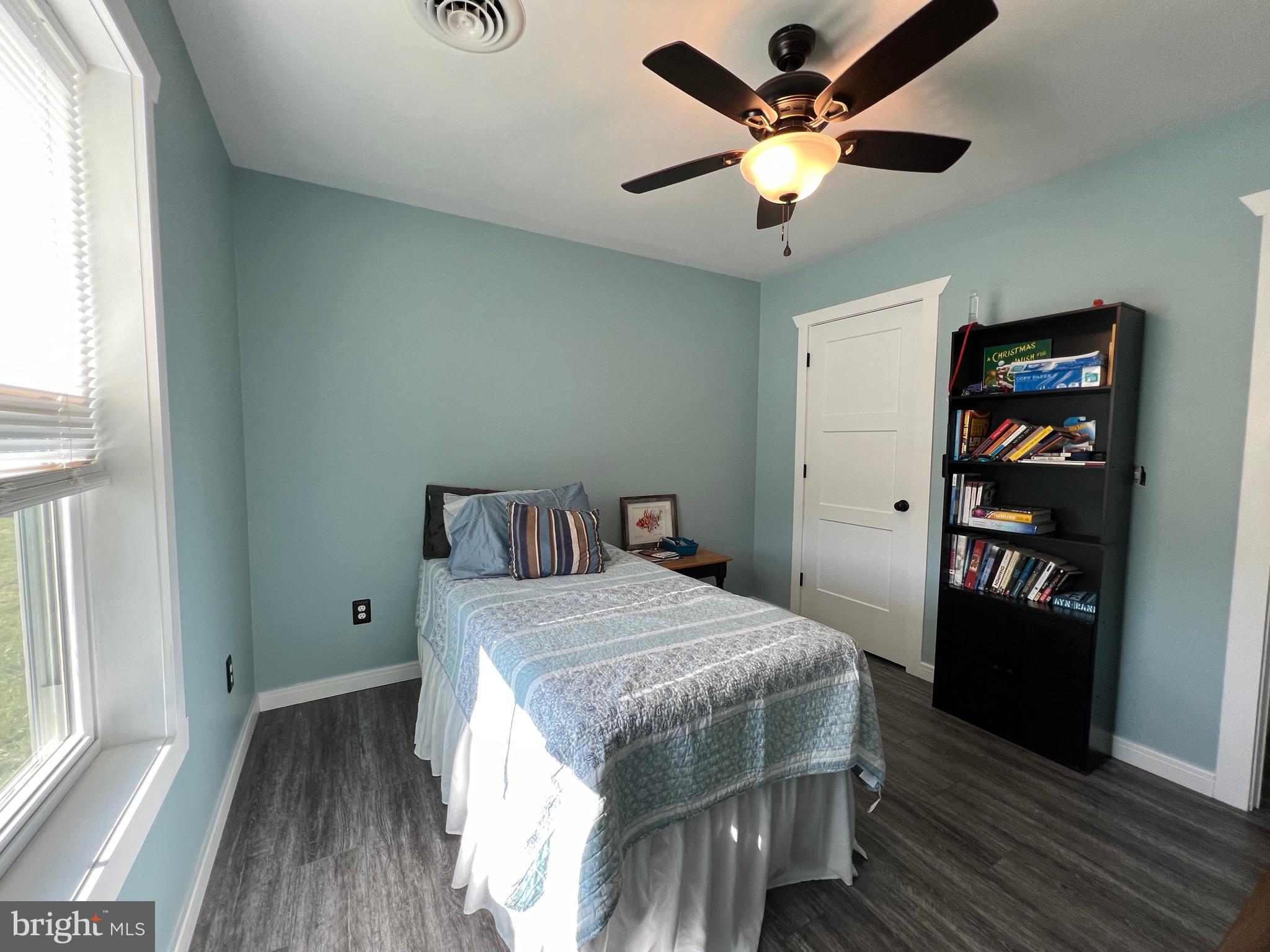 CREEKSIDE MANOR - Residential