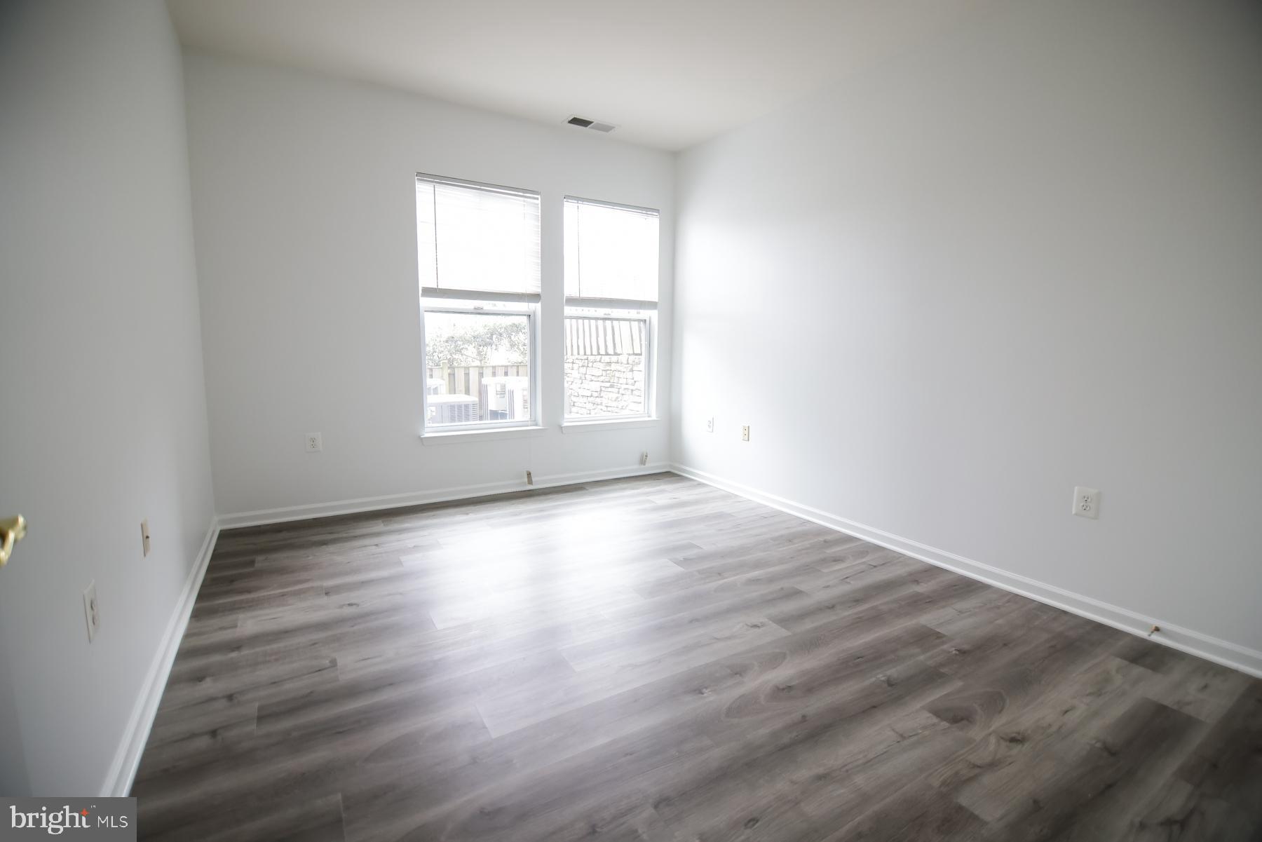 THE ADDISON AT ST PAUL - Residential Lease