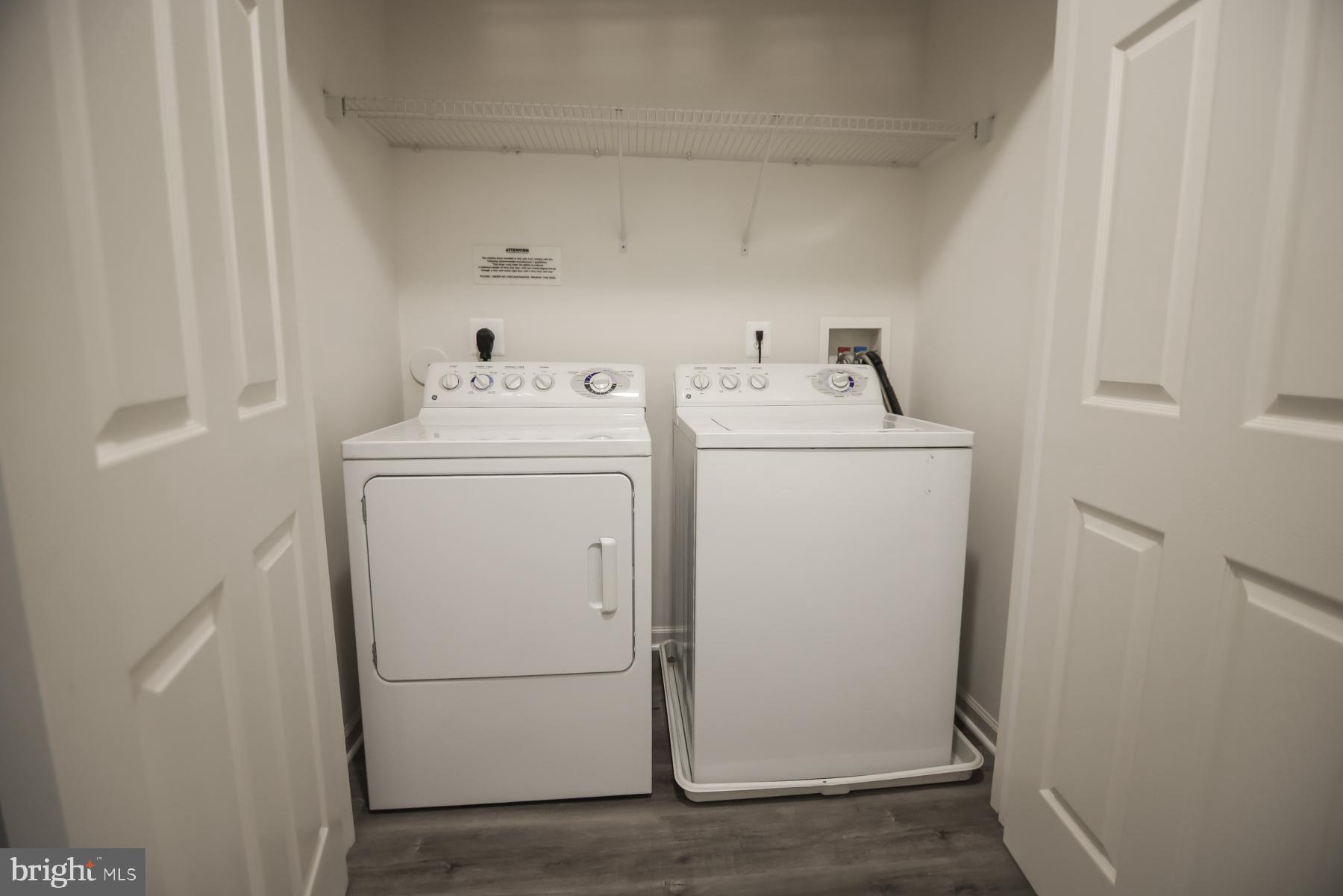 THE ADDISON AT ST PAUL - Residential Lease