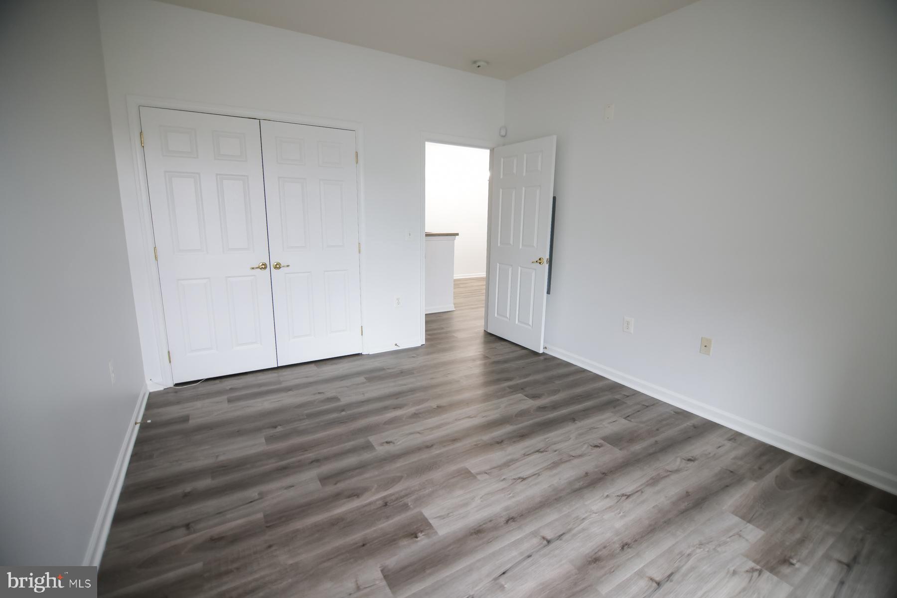 THE ADDISON AT ST PAUL - Residential Lease