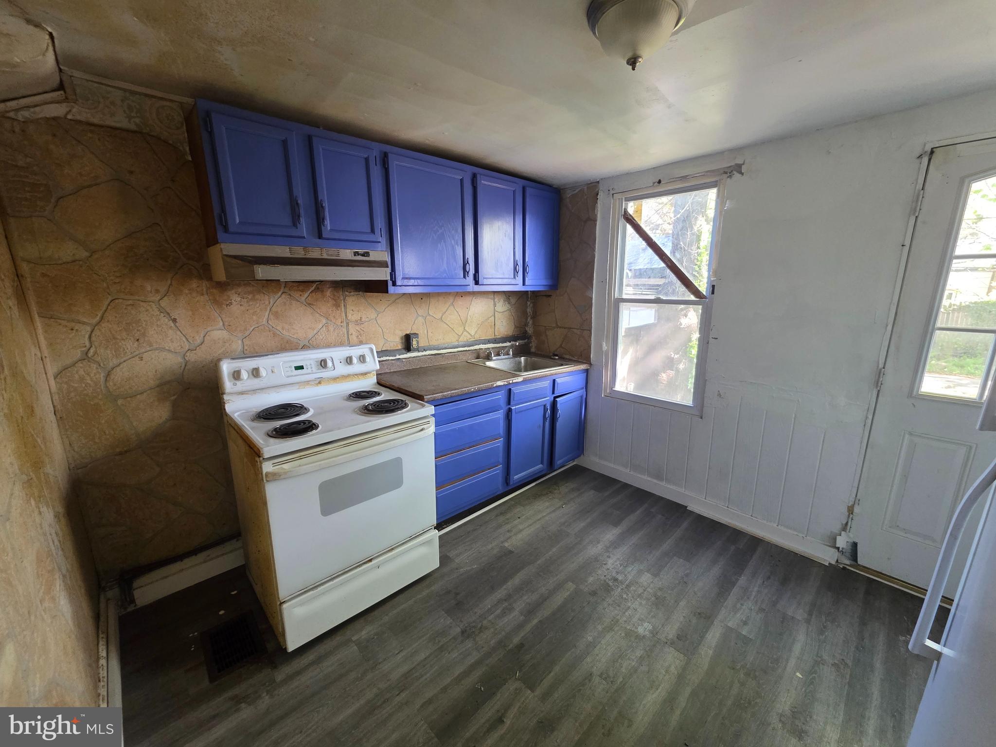 WILMINGTON - Residential