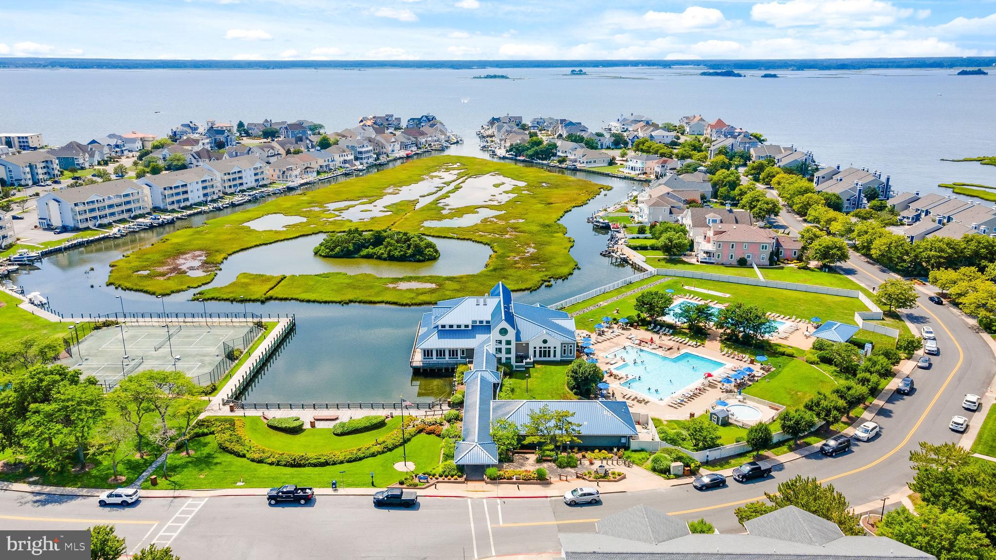 HERON HARBOUR - Residential