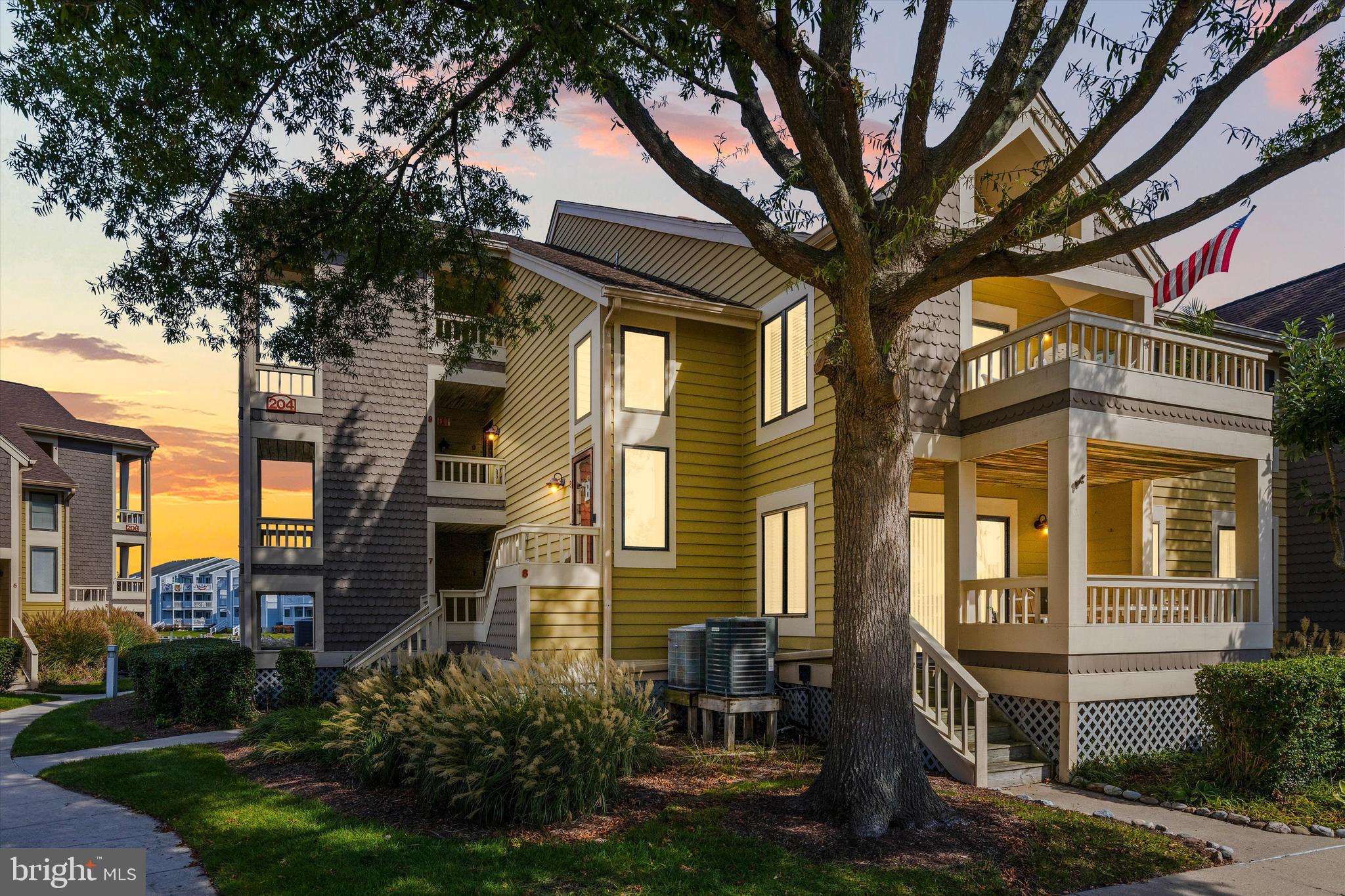 HERON HARBOUR - Residential