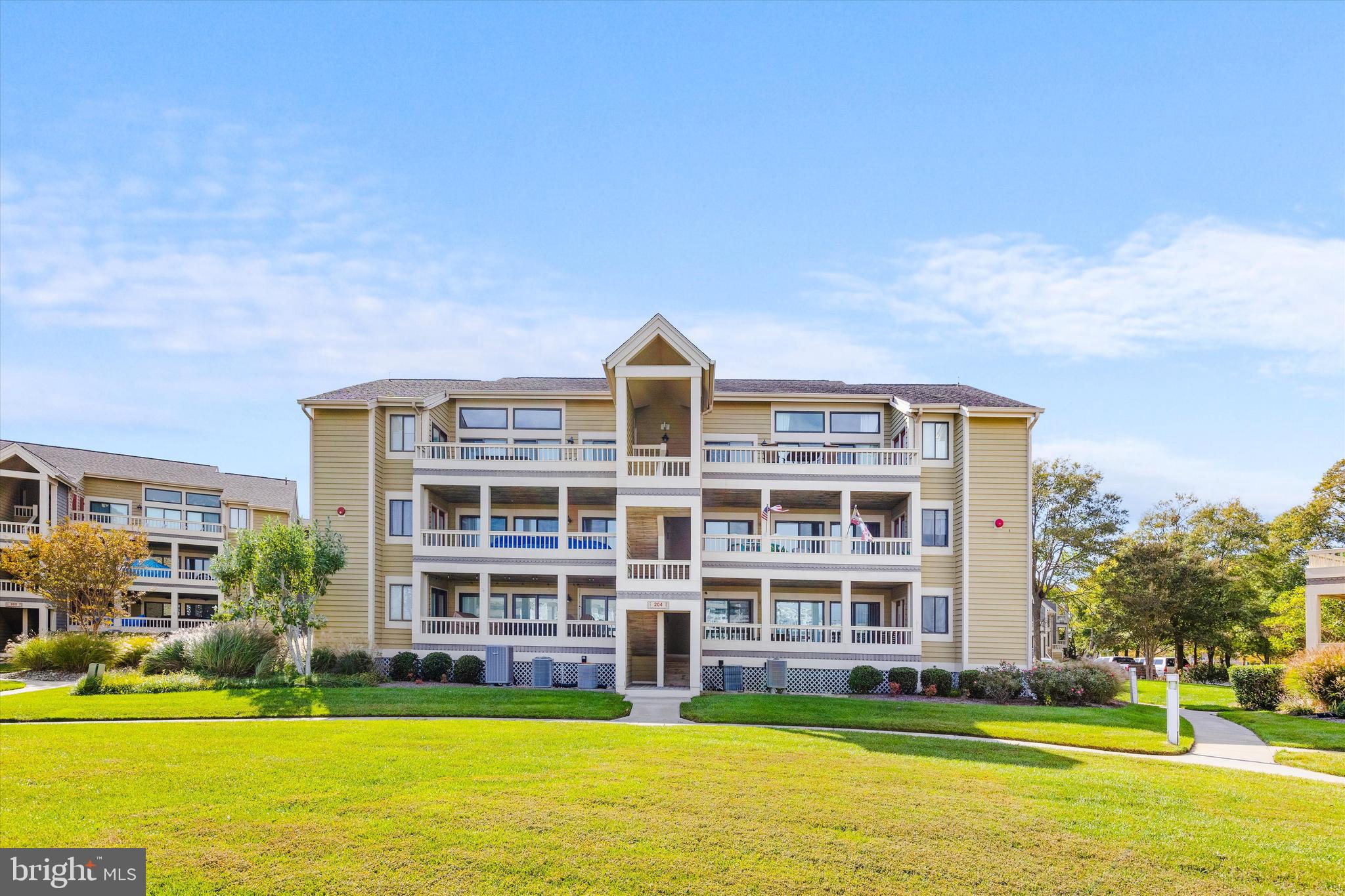 HERON HARBOUR - Residential