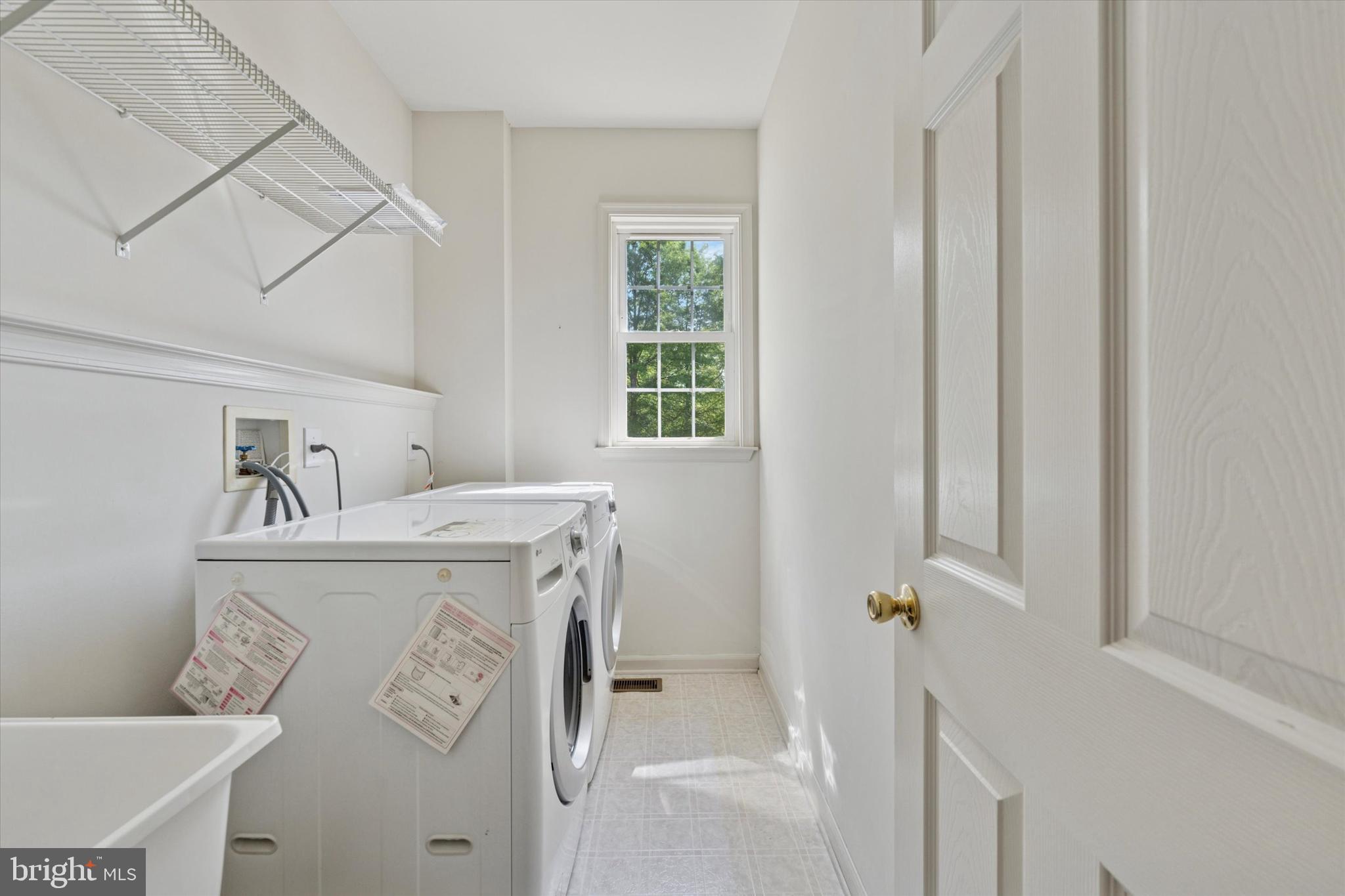 SUNNYBROOK - Residential