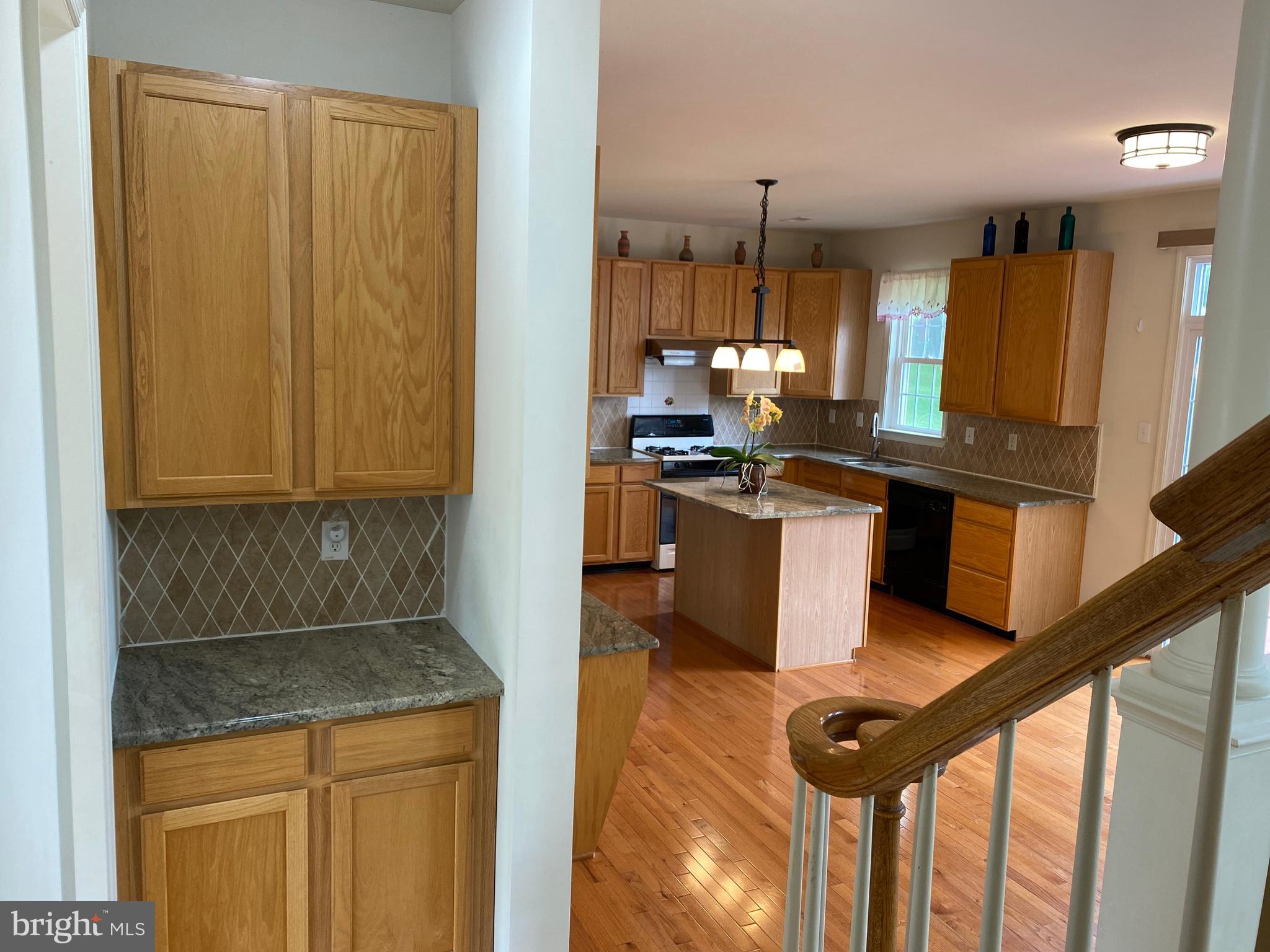 SUNNYBROOK - Residential