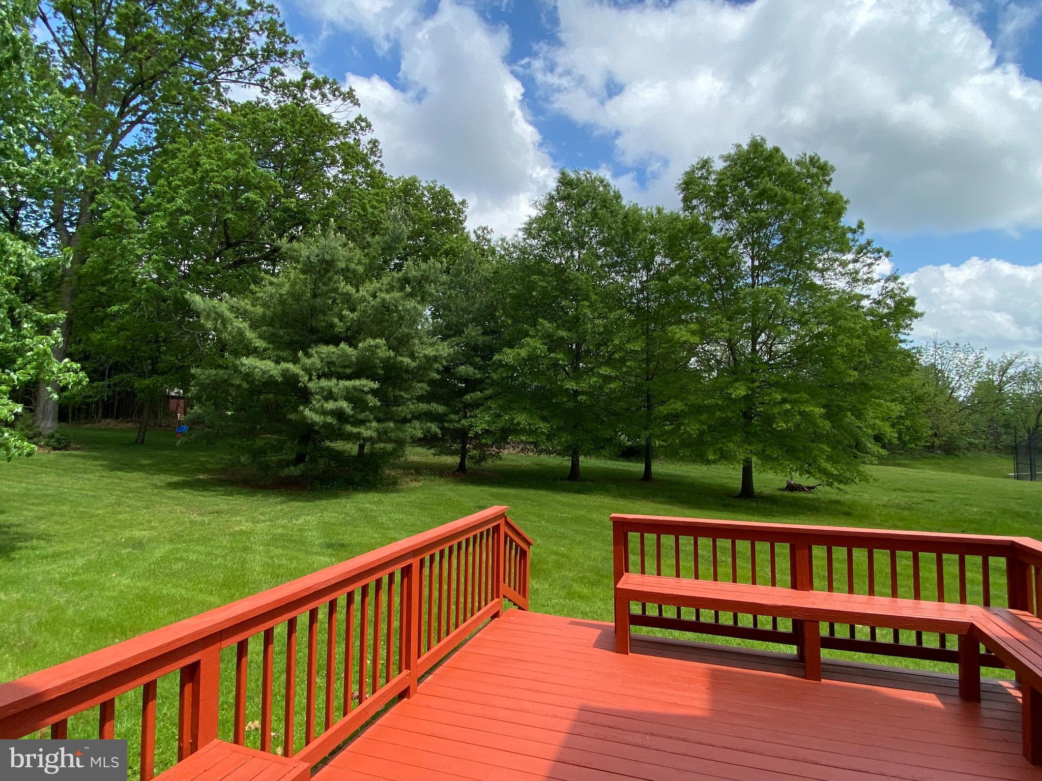 SUNNYBROOK - Residential