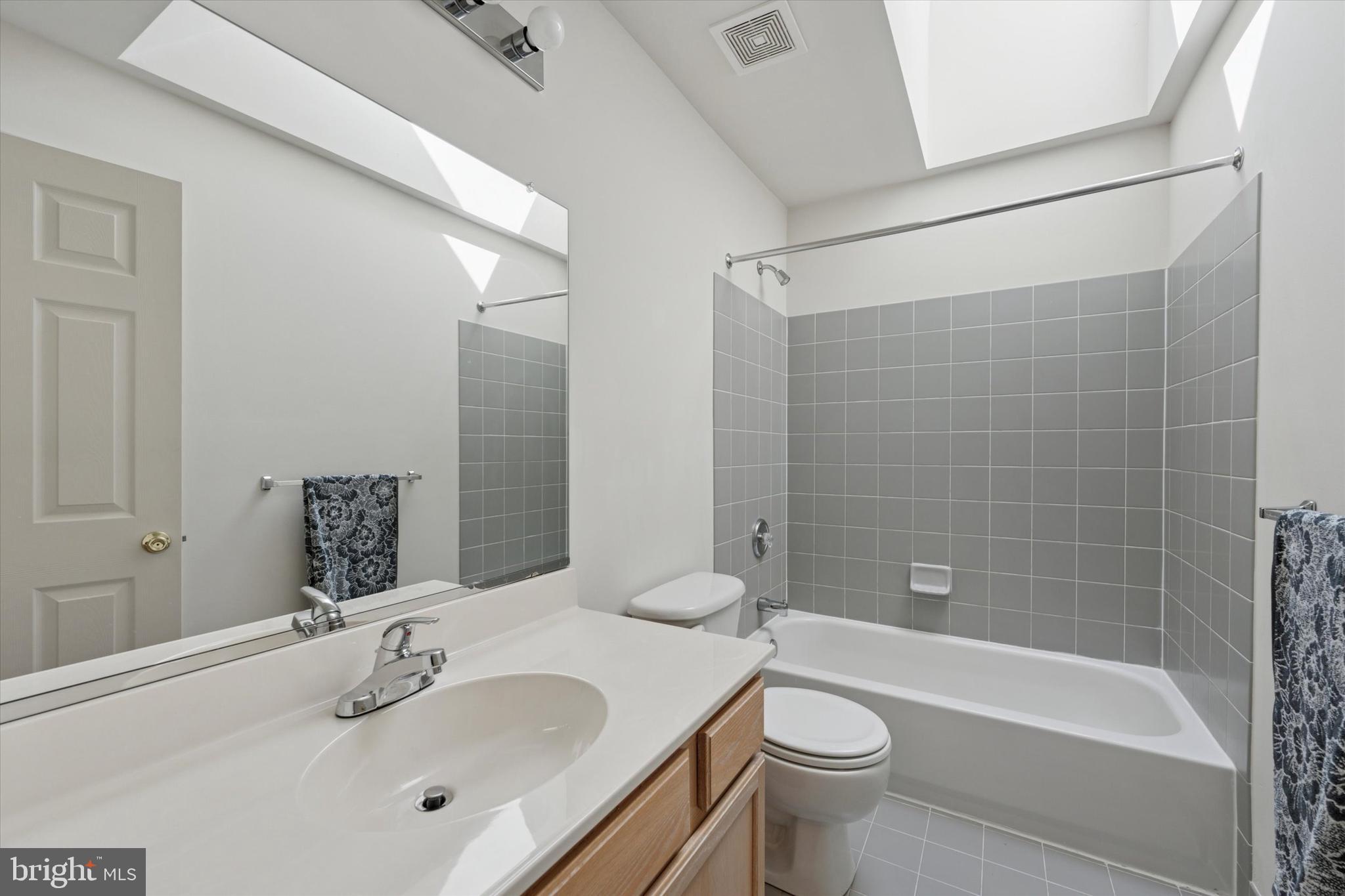 SUNNYBROOK - Residential