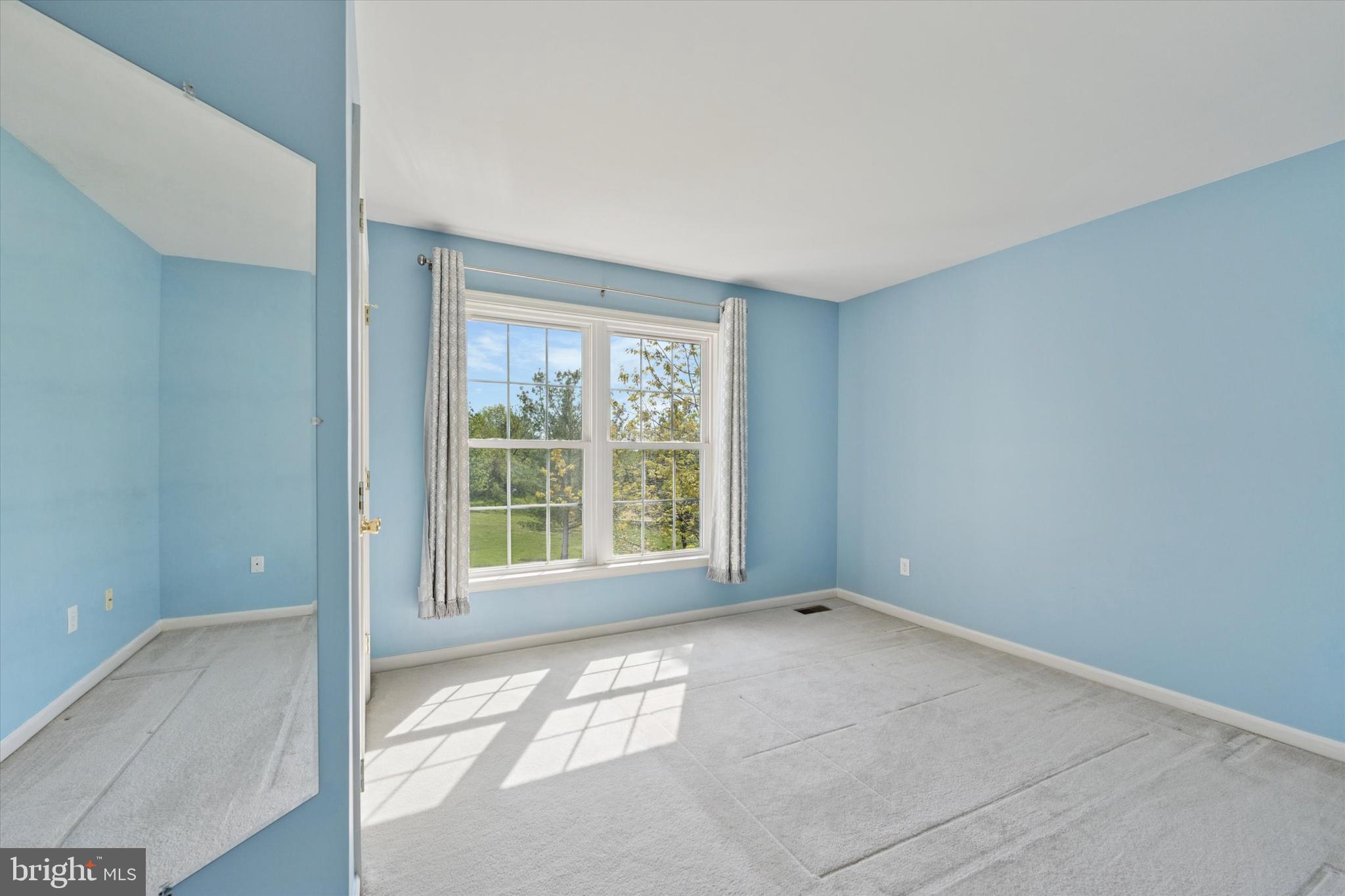 SUNNYBROOK - Residential