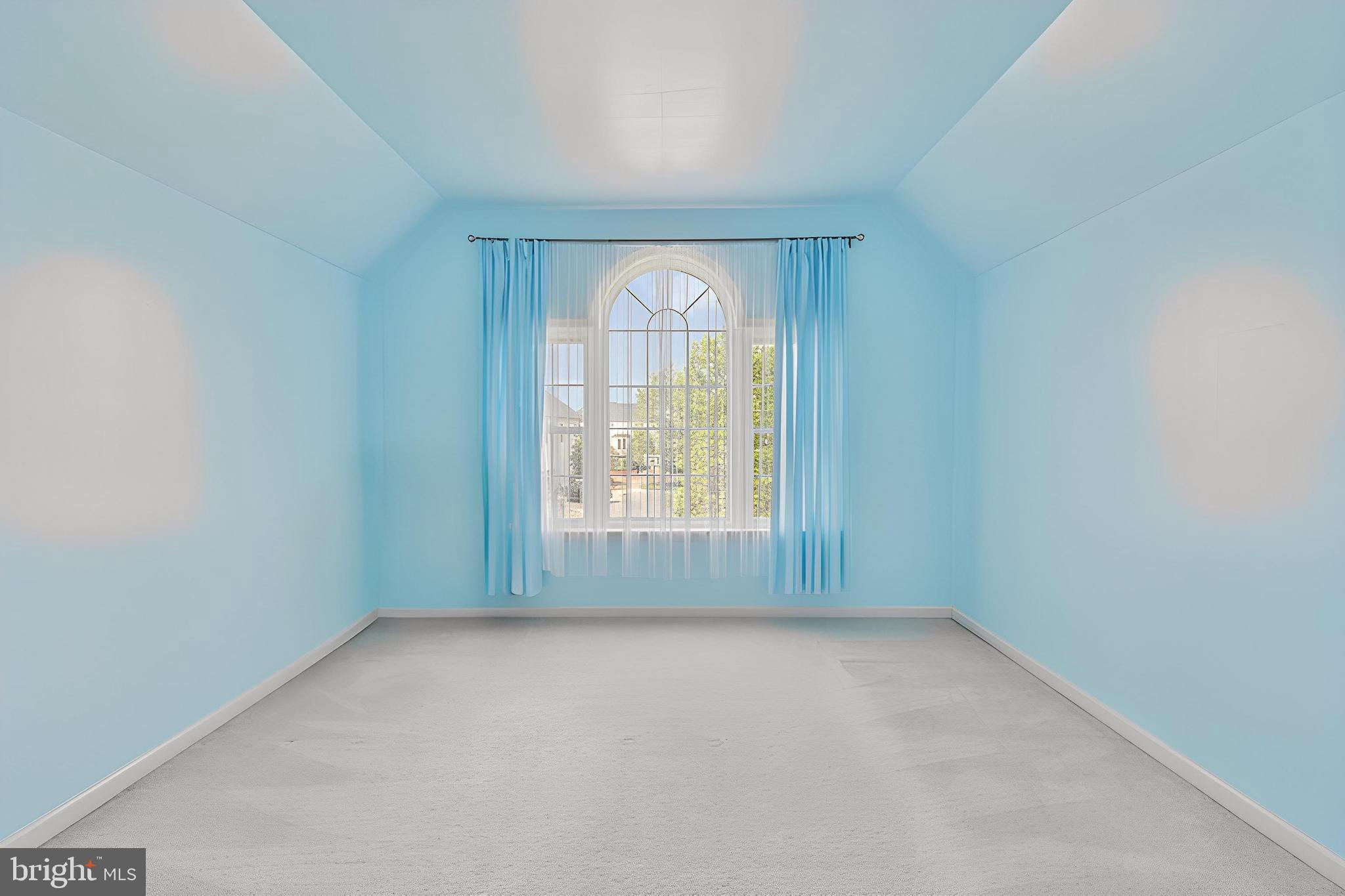 SUNNYBROOK - Residential