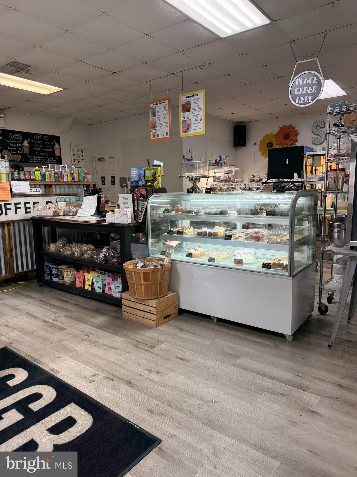 TURN KEY COFFEE SHOP & BAKERY