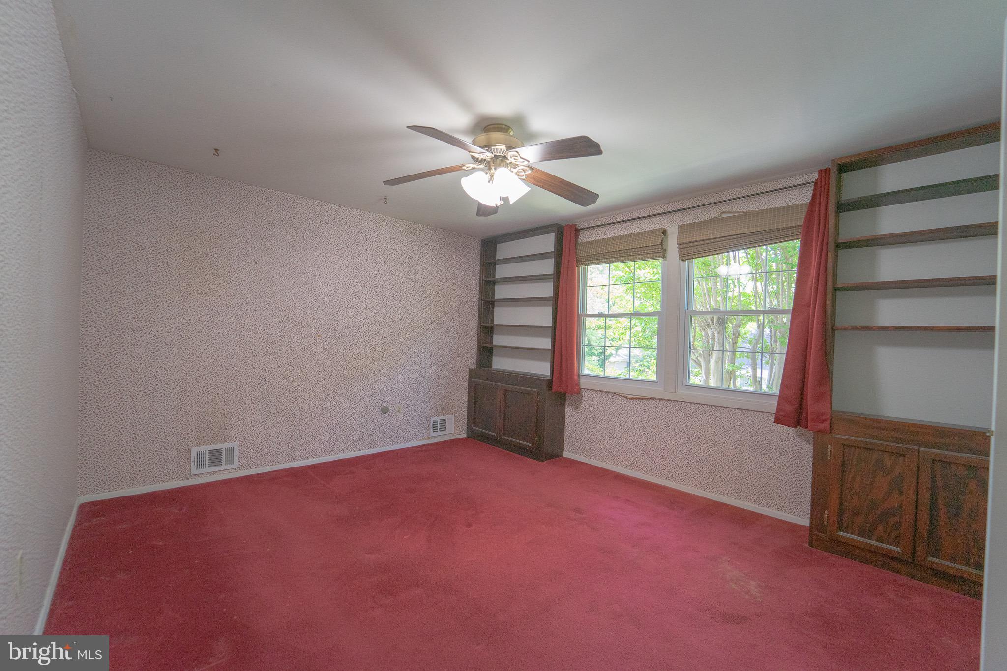 FOXHILL AT BELAIR - Residential