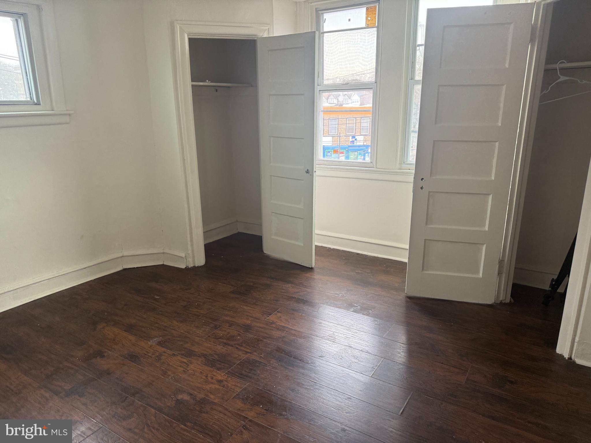 1801 W ALBANUS STREET