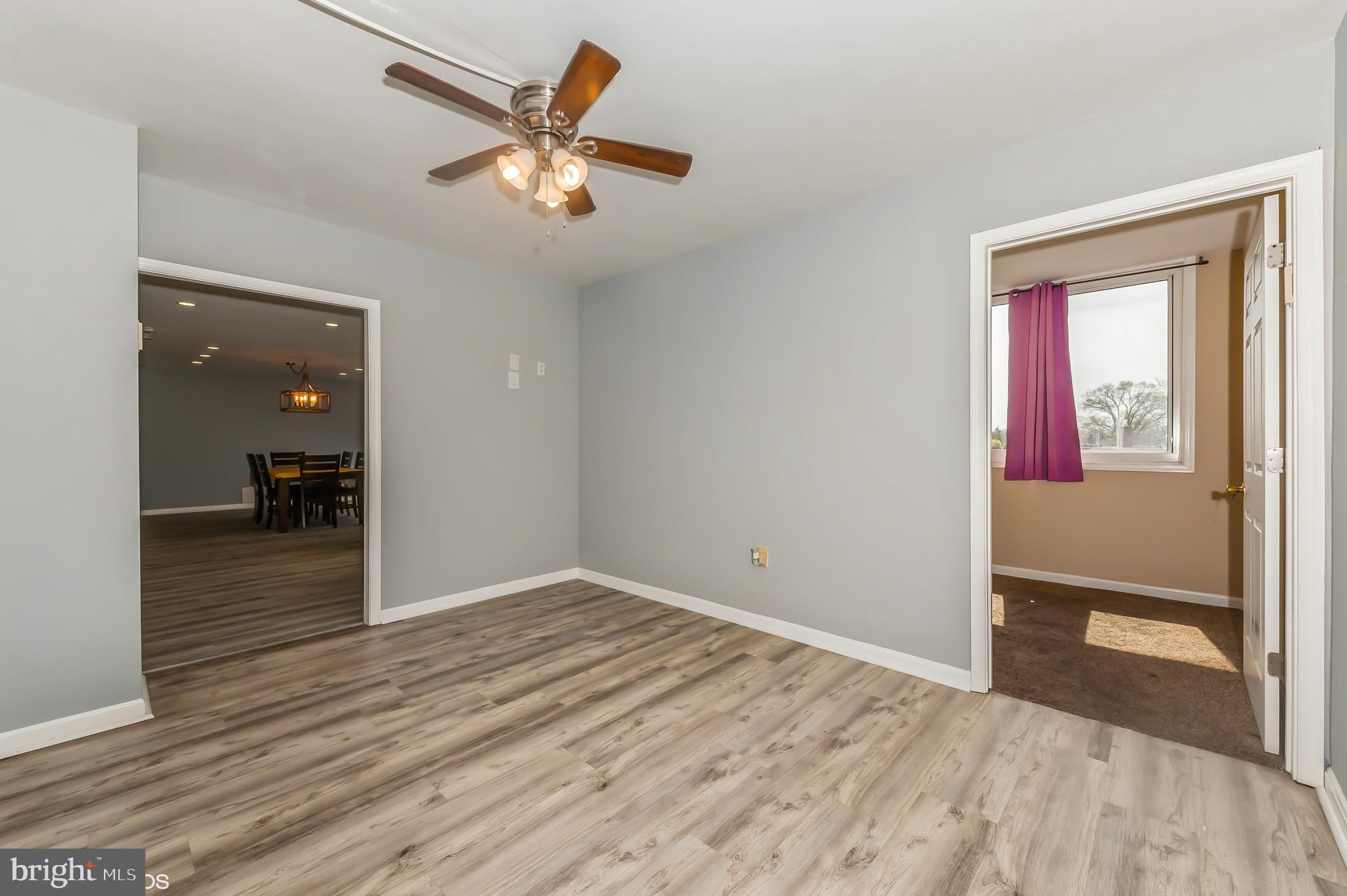 PARK TOWERS EAST - Residential