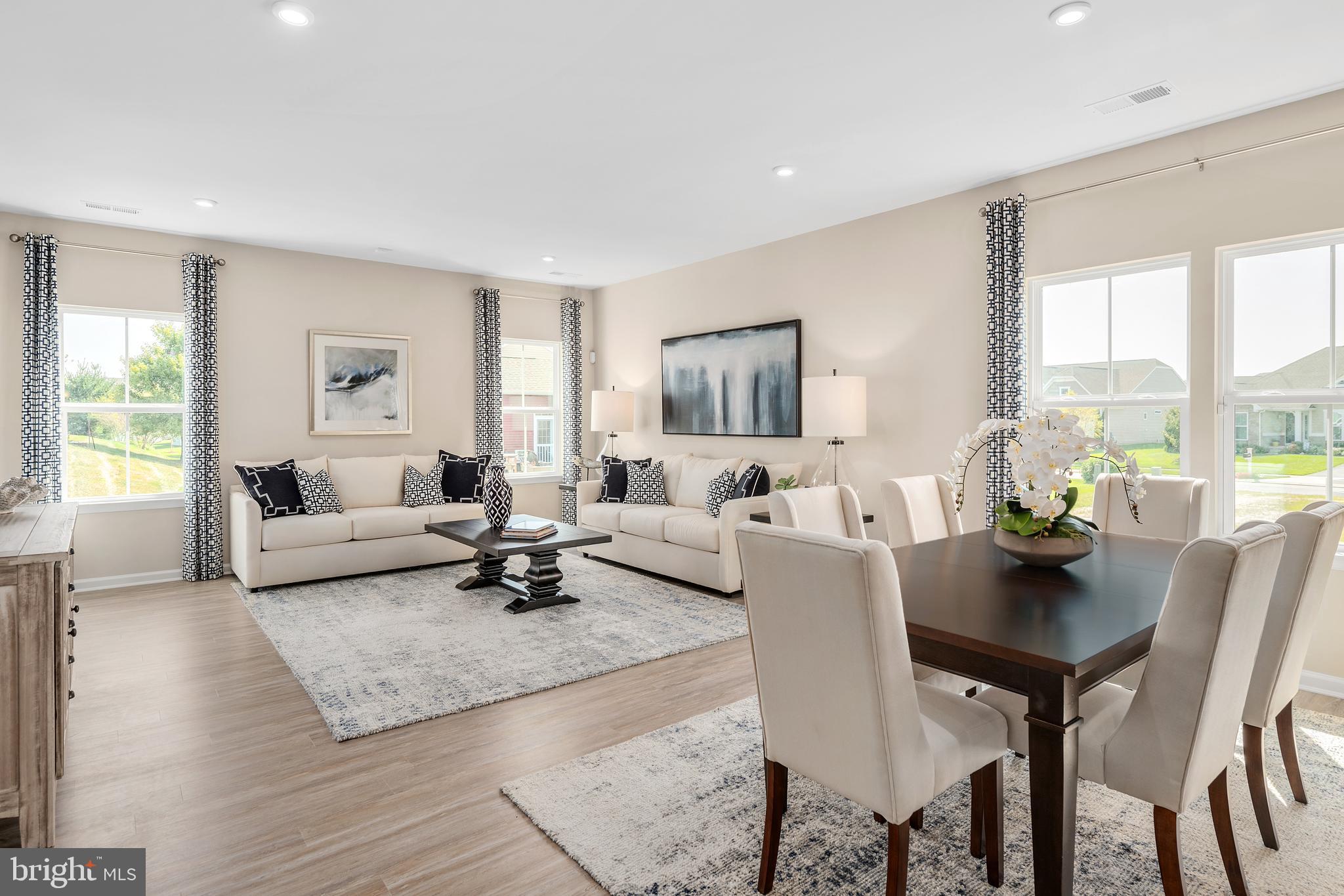 1211 GILRAY DRIVE
