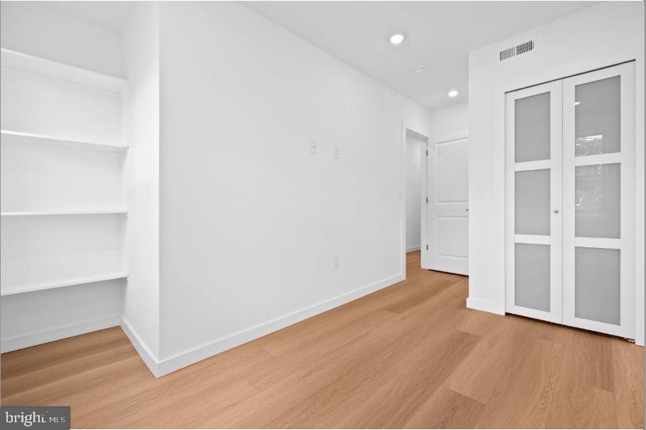 NORRIS SQUARE - Residential