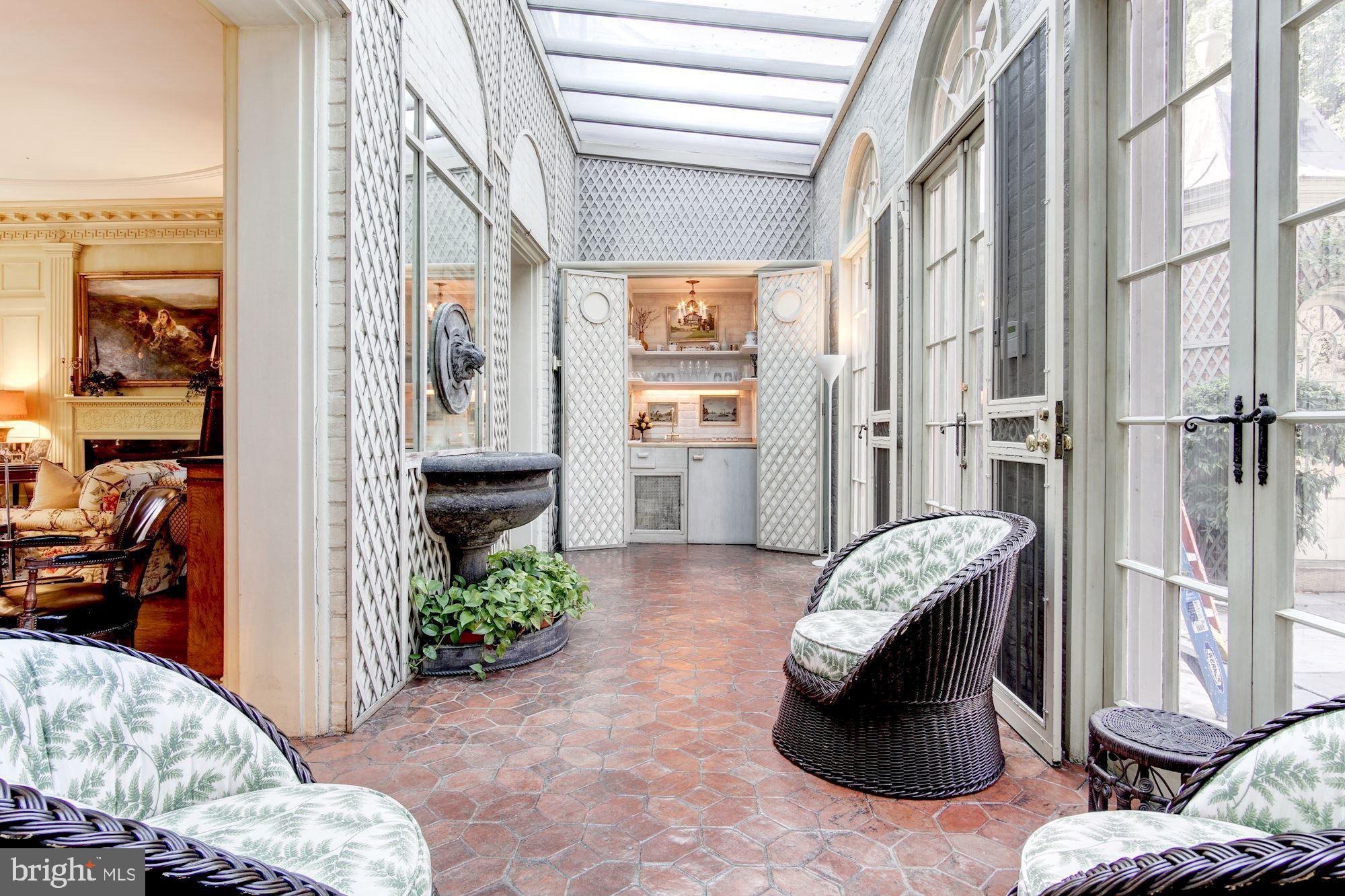GEORGETOWN - Residential