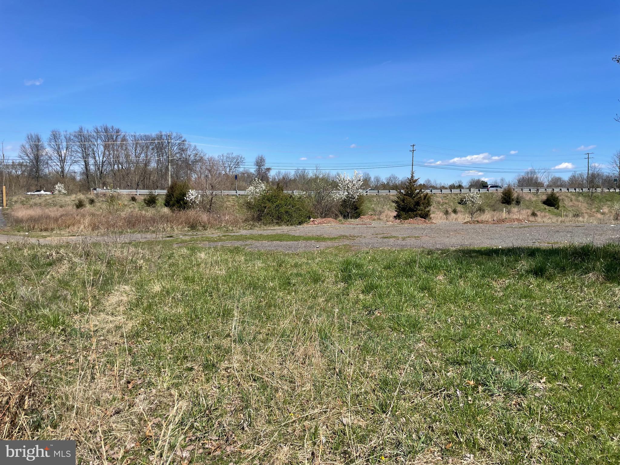 15011 LEE JACKSON MEMORIAL HIGHWAY