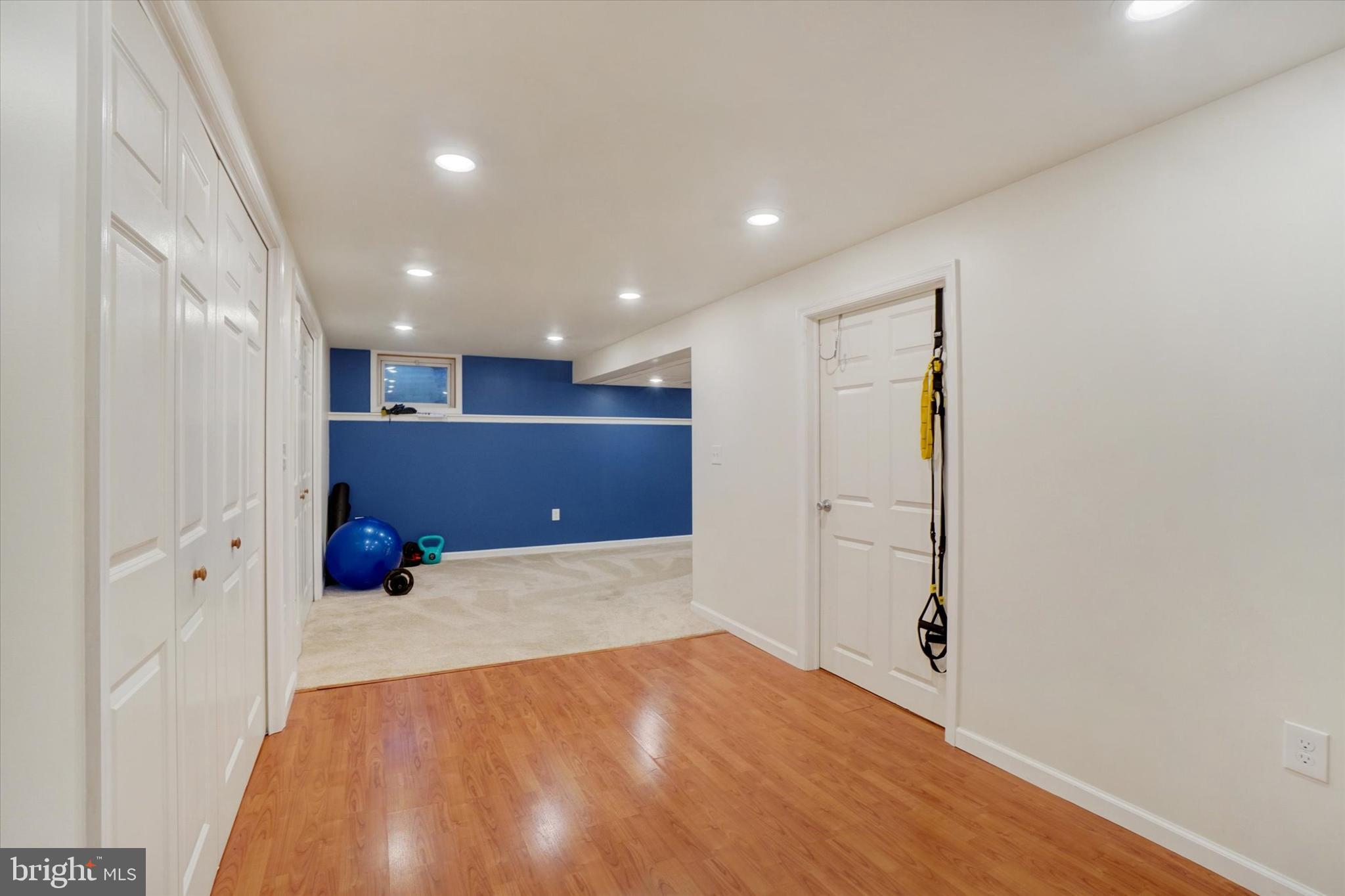 SCHOOL VALLEY FARMS - Residential