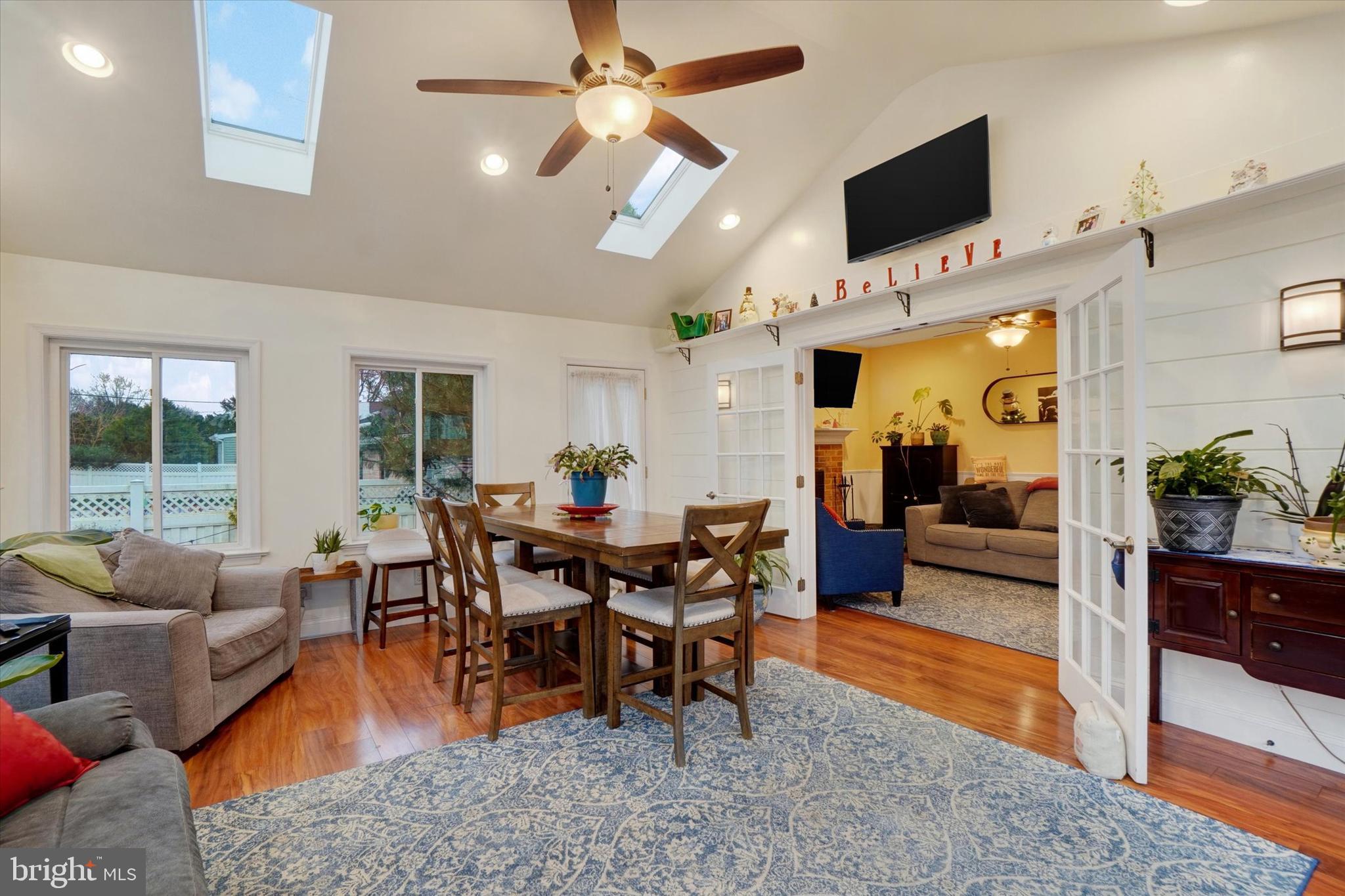 SCHOOL VALLEY FARMS - Residential