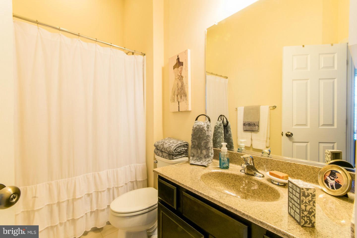 ARCADIA CHASE - Residential