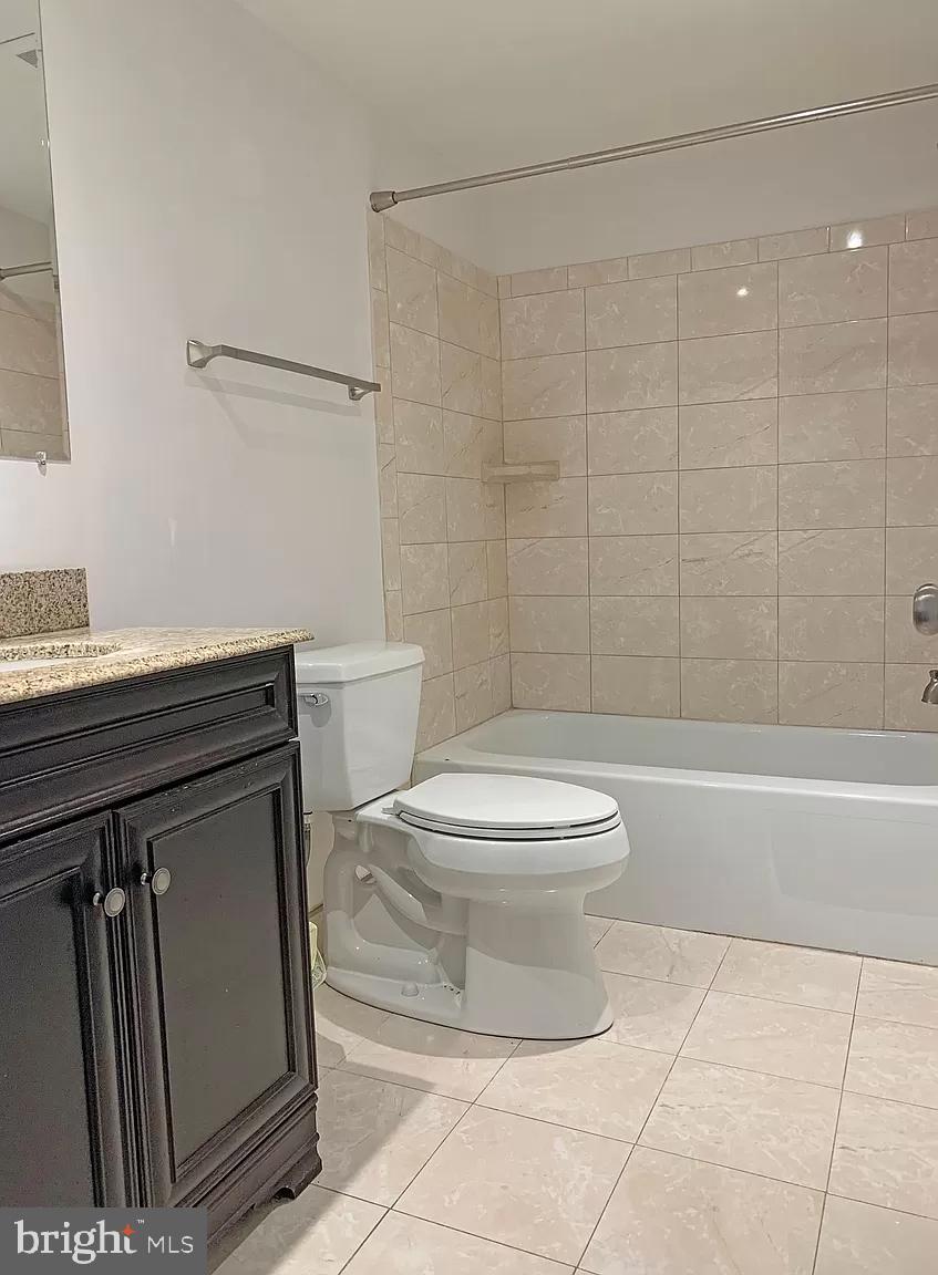 LONG REACH KNOLLS - Residential