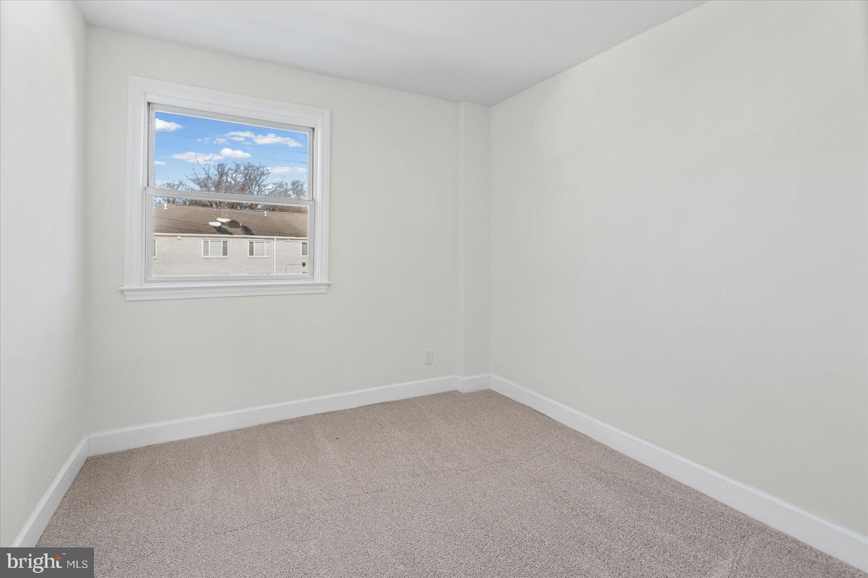 LOCH RAVEN - Residential