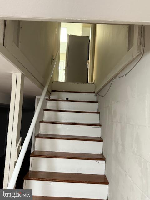 IDLEWOOD - Residential Lease