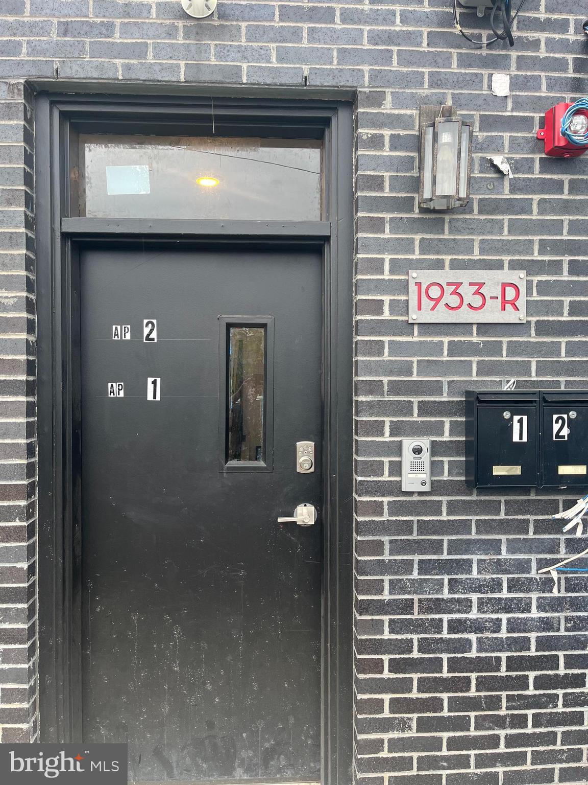 OLDE KENSINGTON - Residential Lease