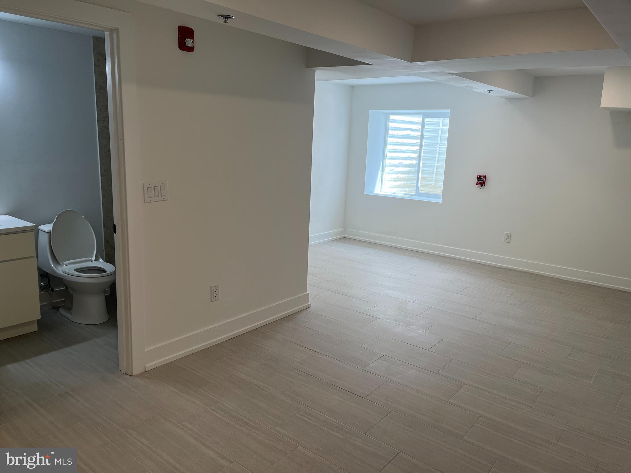 OLDE KENSINGTON - Residential Lease