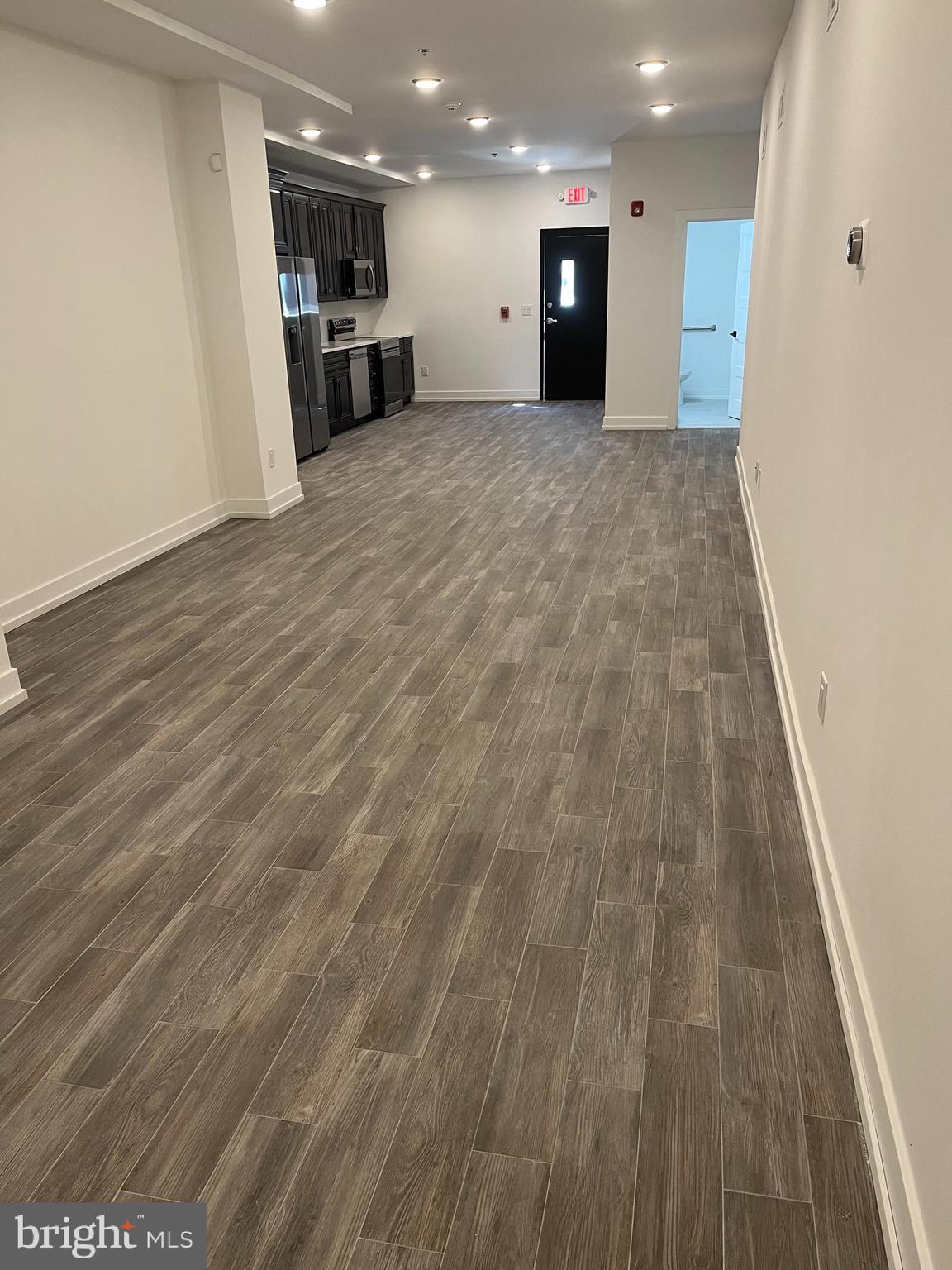 OLDE KENSINGTON - Residential Lease