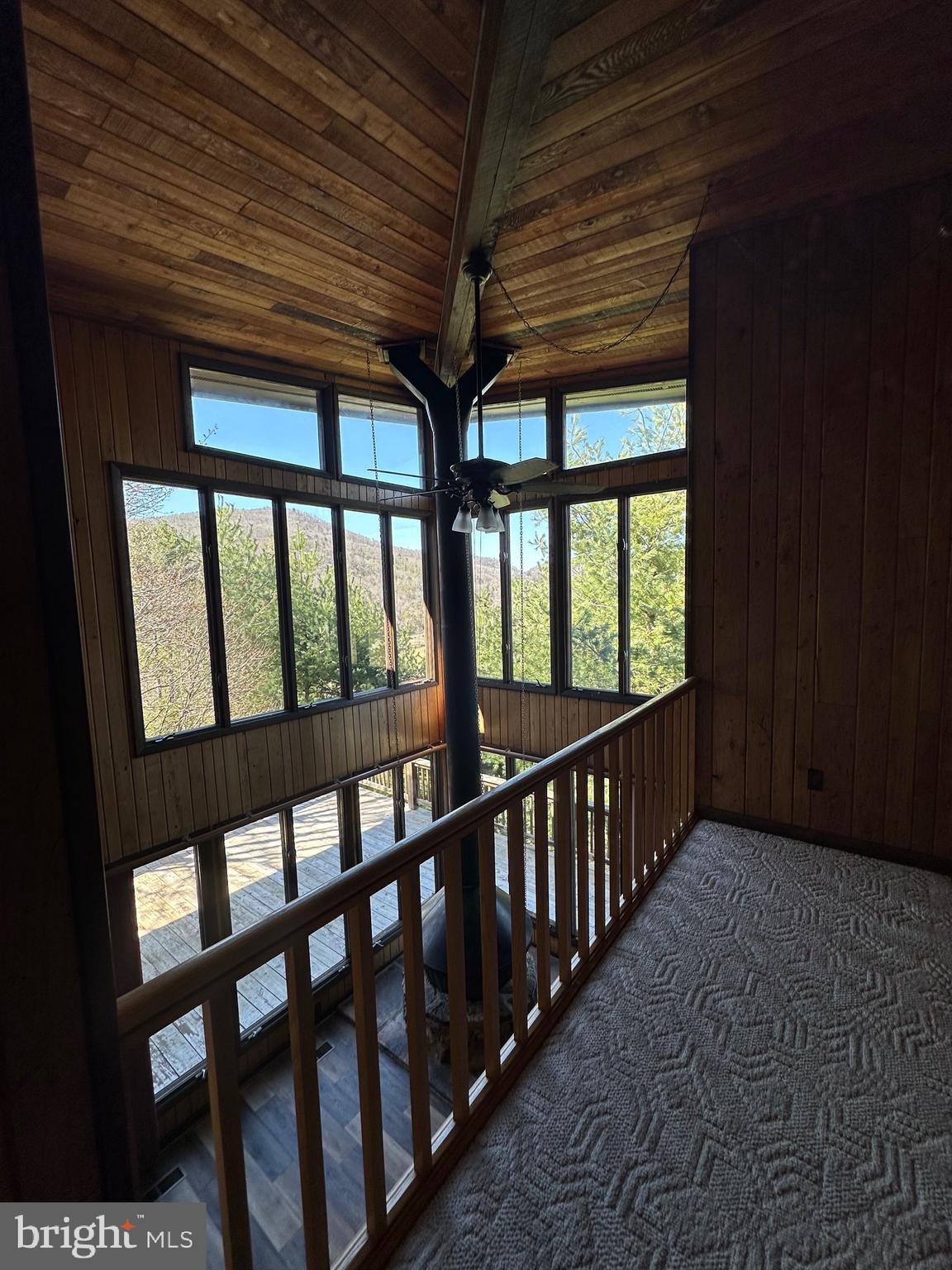 SHERWOOD FOREST/THORNY MEADOWS - Residential