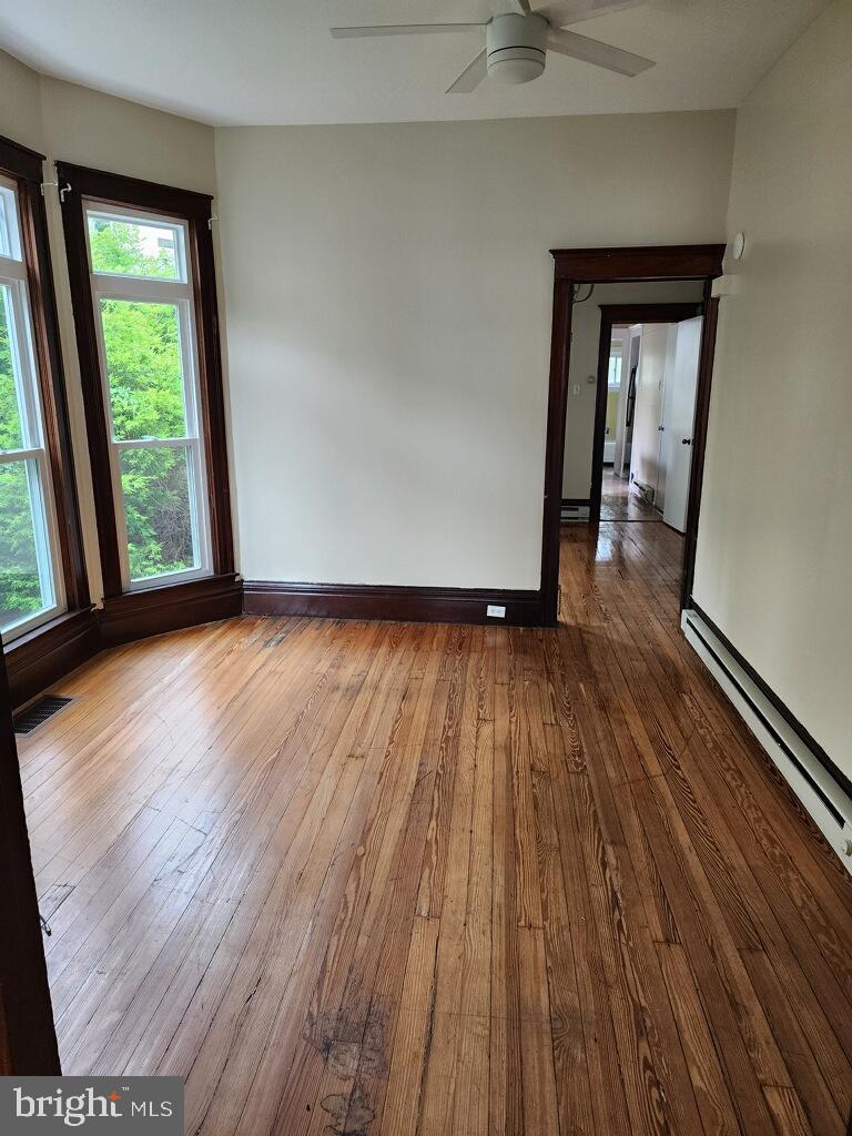 EAST END - Residential Lease