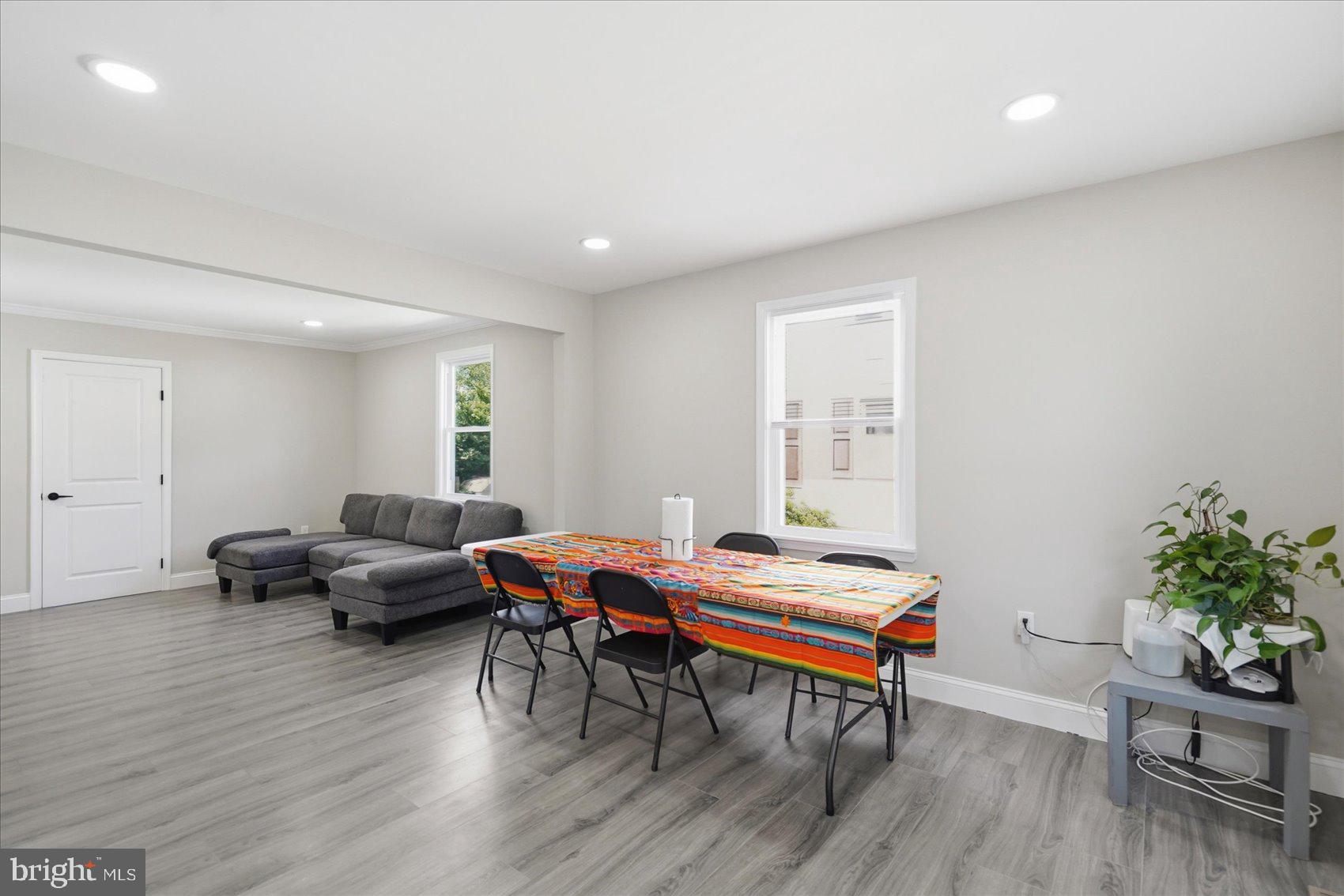 825 MARTIN ROAD