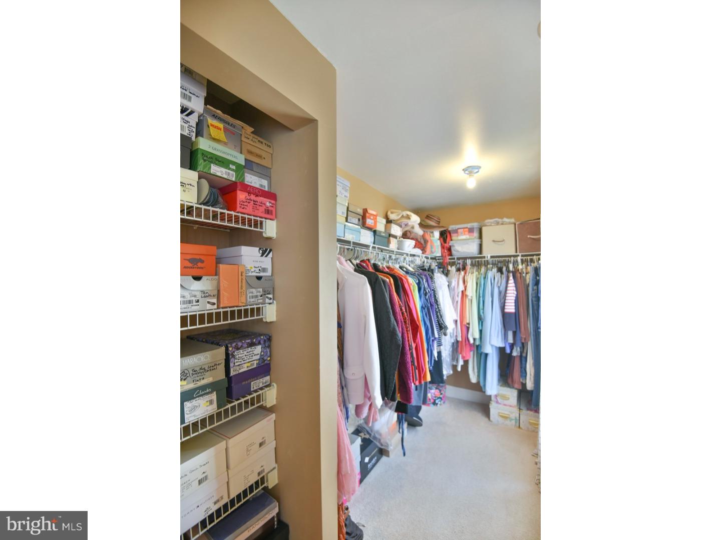 WINDING BROOKE EST - Residential