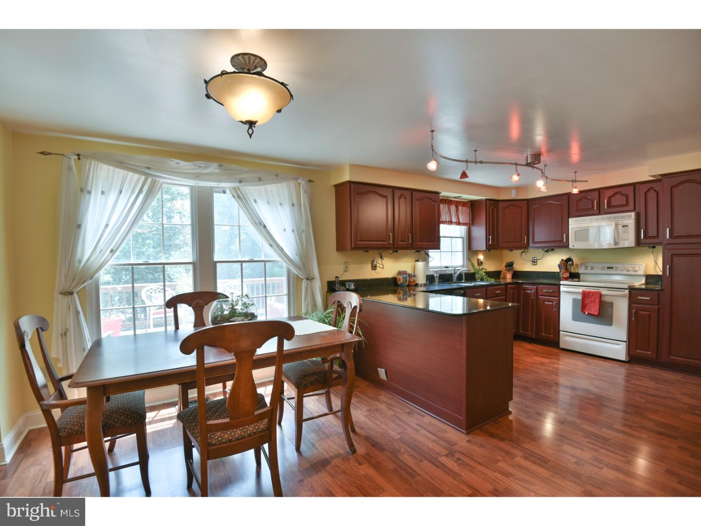 WINDING BROOKE EST - Residential