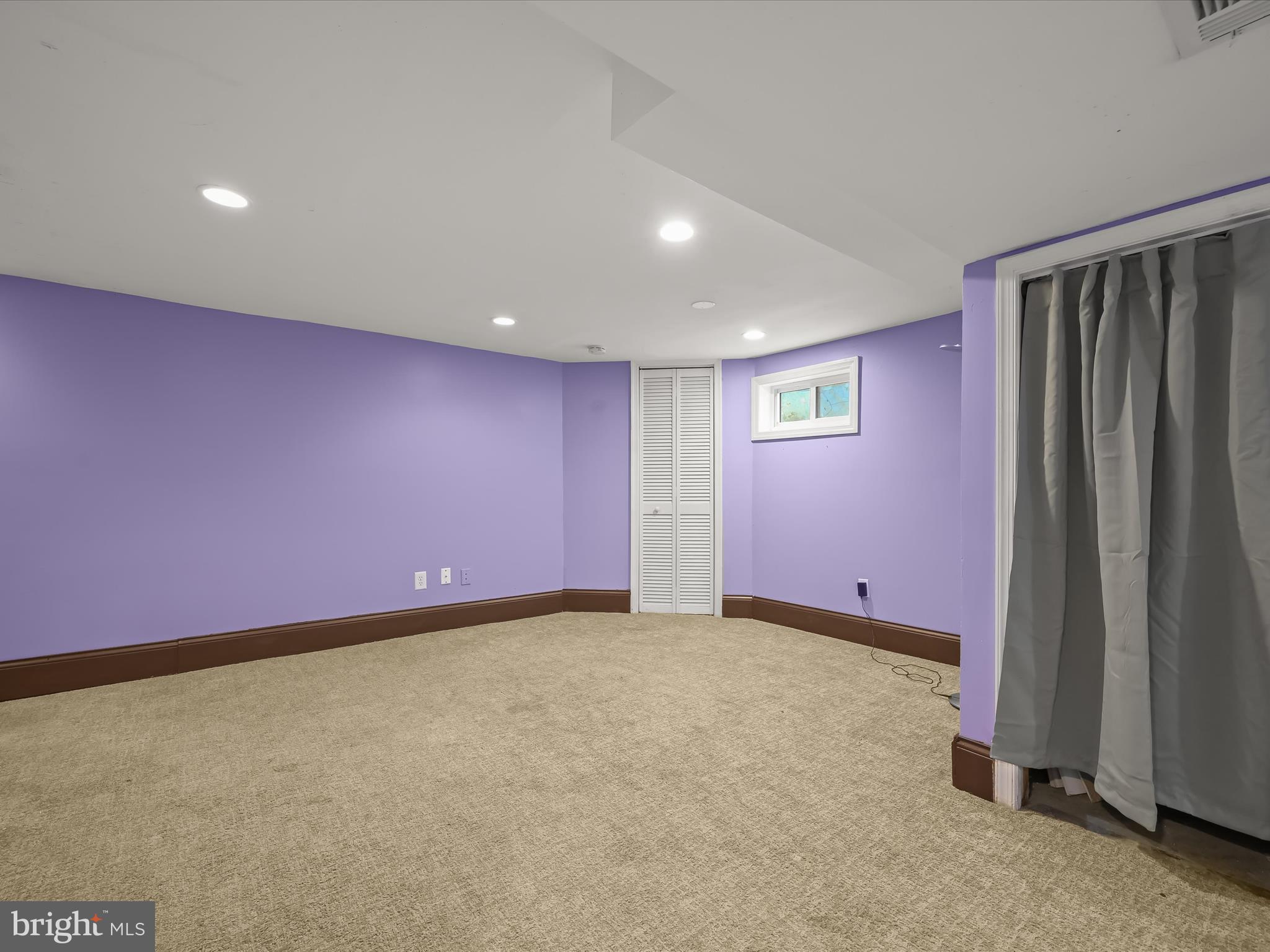 RIVERDALE PARK - Residential