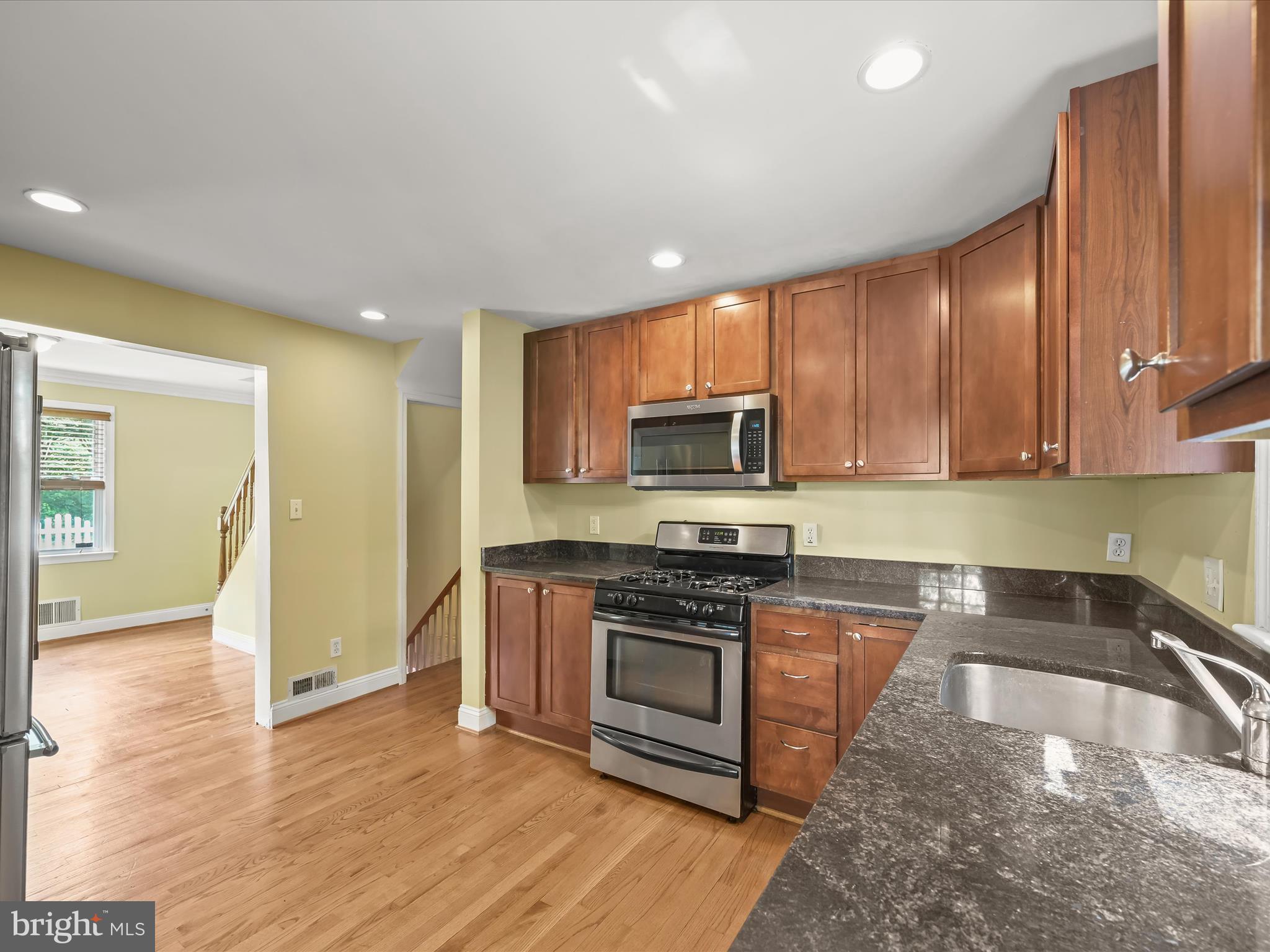 RIVERDALE PARK - Residential